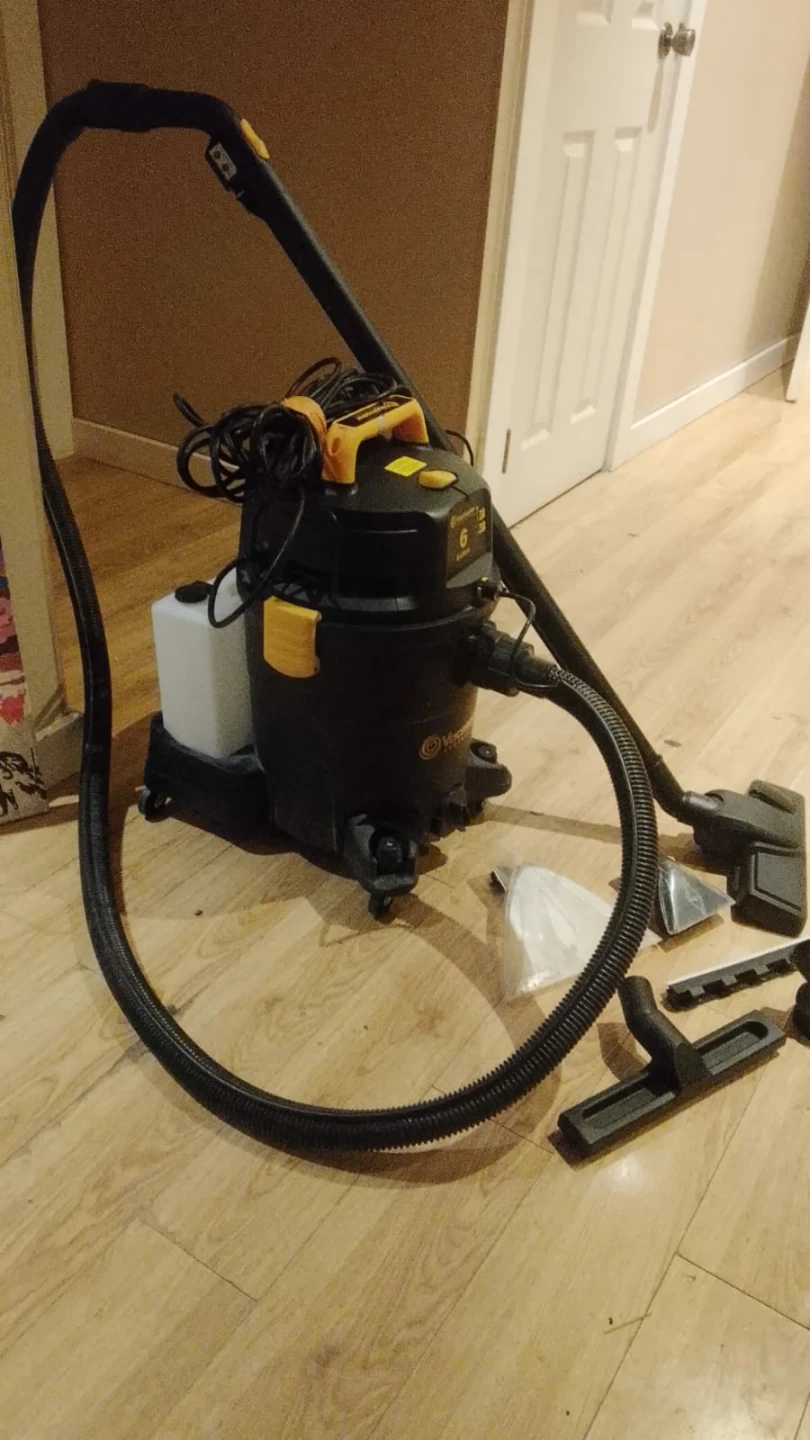 Vactmaster 6-Gallon Wet/Dry Vacuum