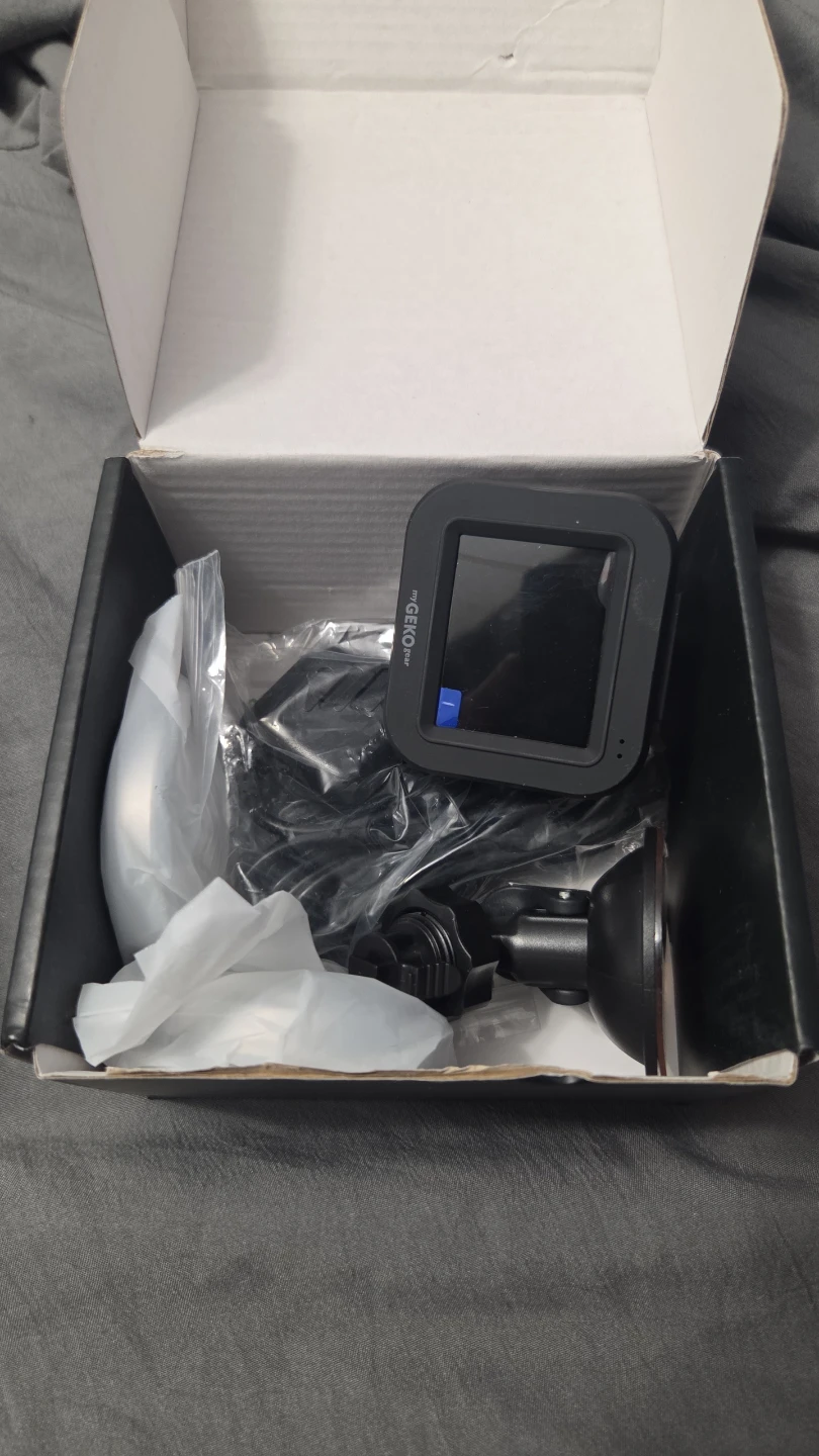 BNIB GekoGear Dashcam
