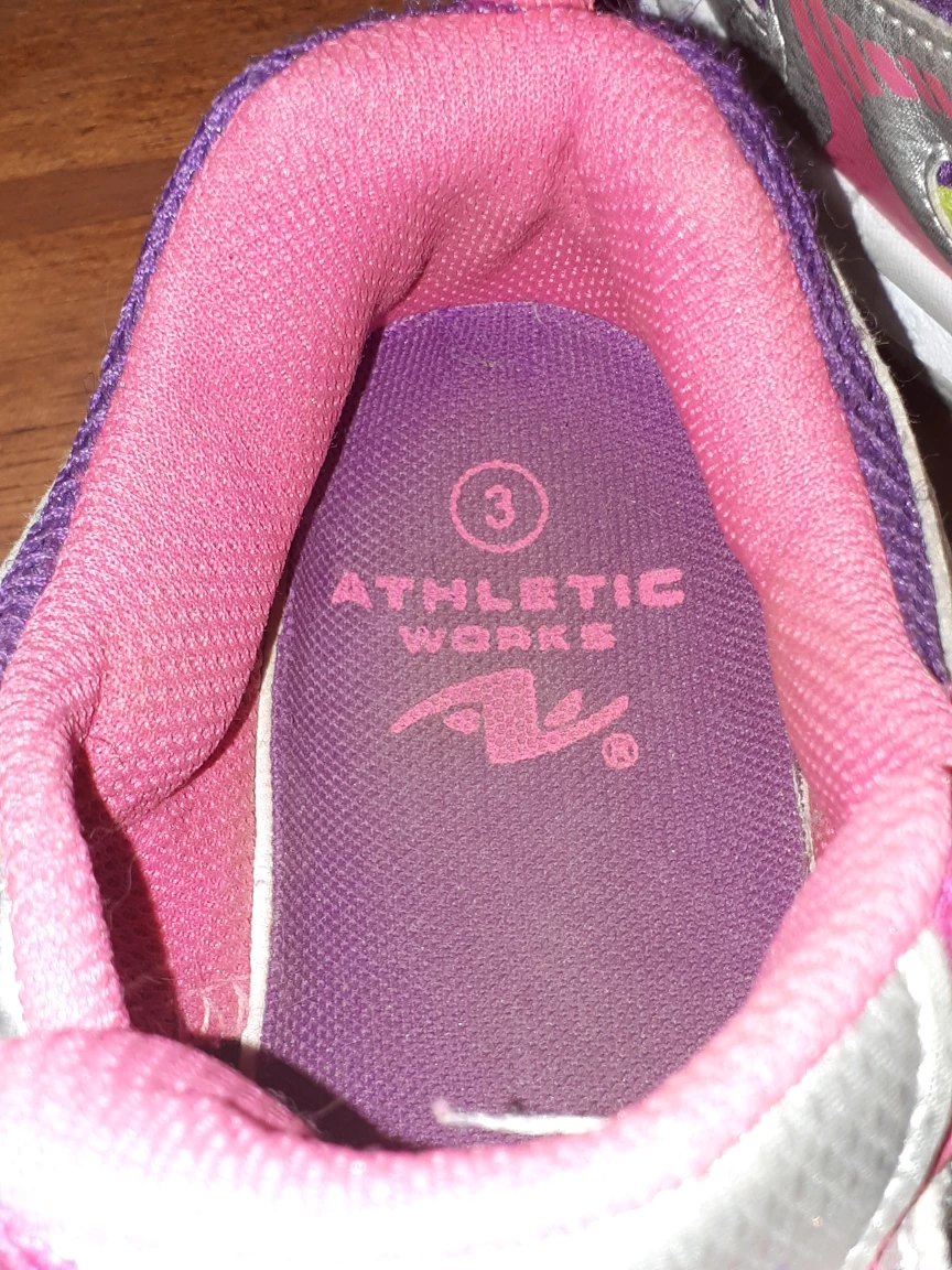 Athletic Works Youth Running Shoes Size 3 - photo 3