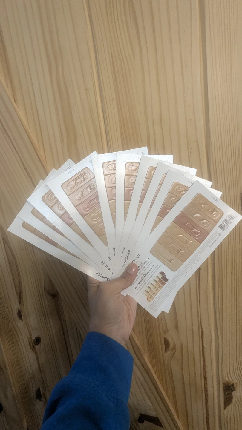 Lot 10 Laura Mercier Foundation Sample Cards