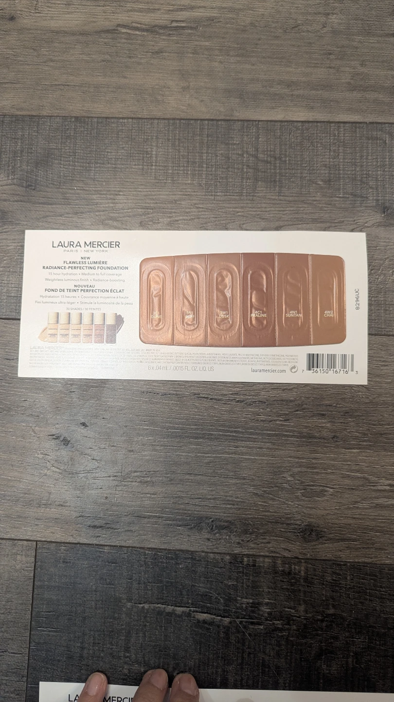 Lot 10 Laura Mercier Foundation Sample Cards - photo 5