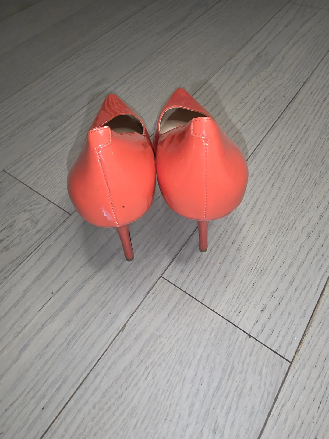 GUESS Coral Patent Leather Heels - photo 3