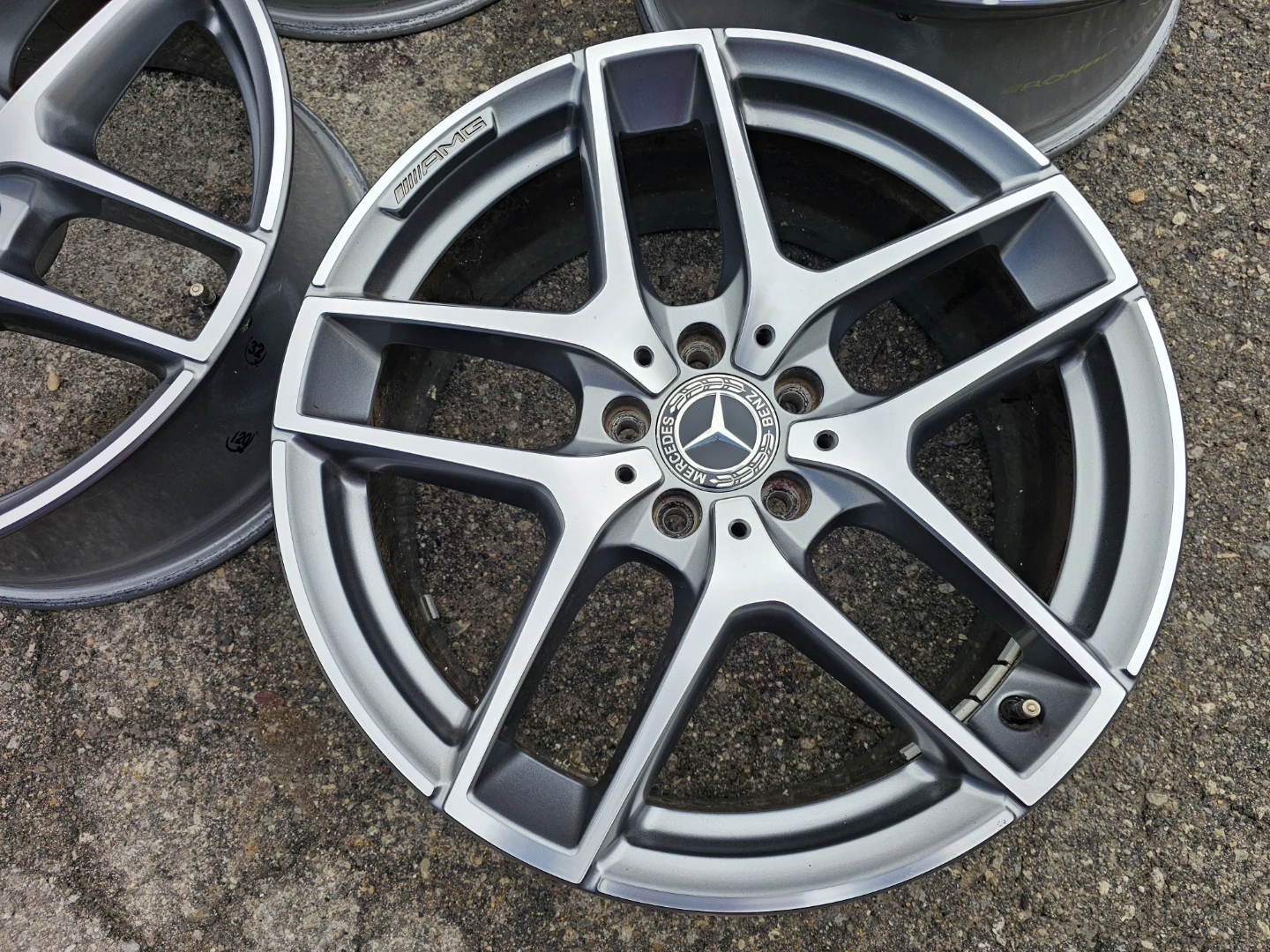 19" MERCEDES BENZ GLC-CLASS (AMG) RIMS - photo 5