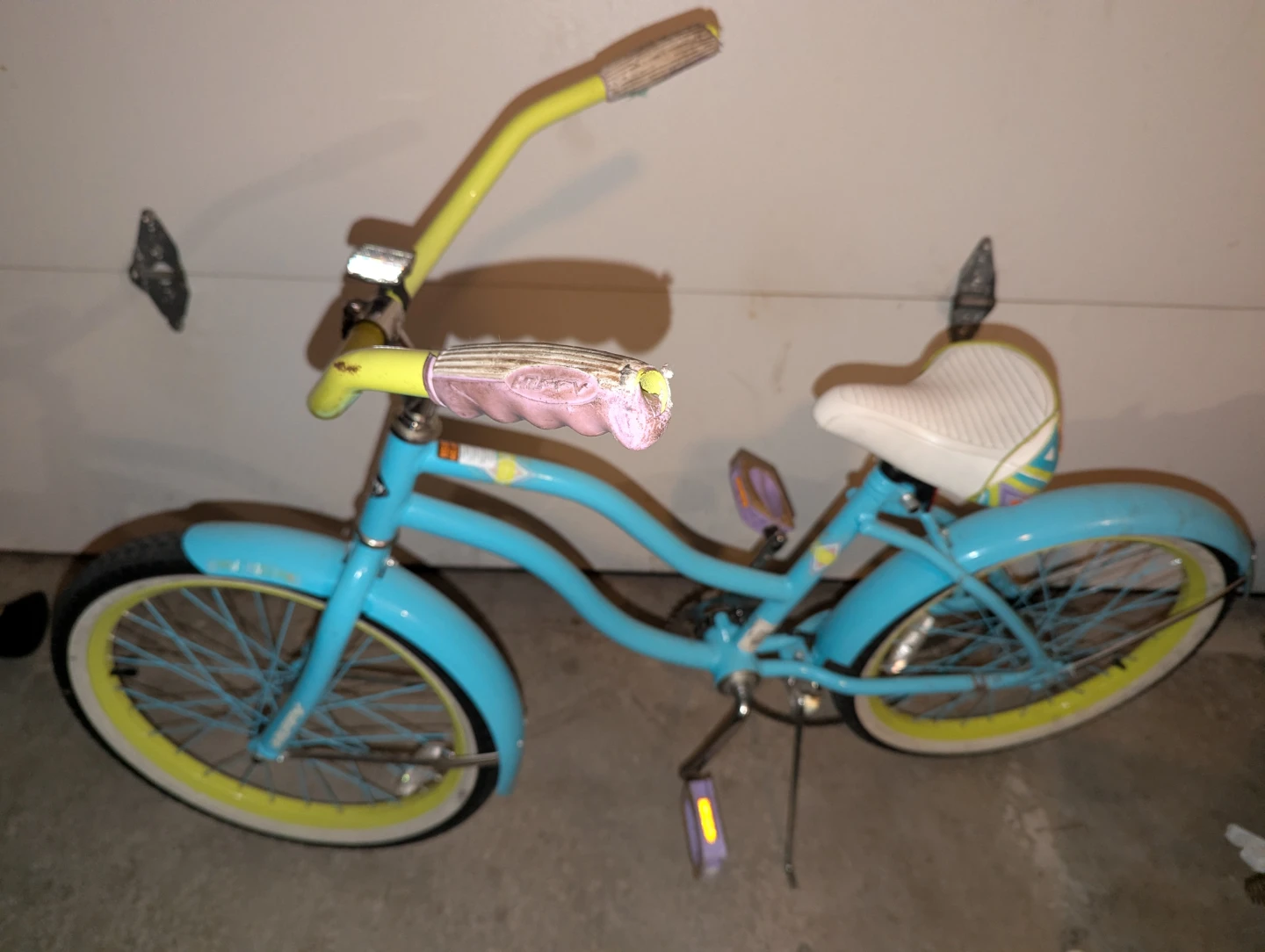 Huffy Cruiser Kids Bike