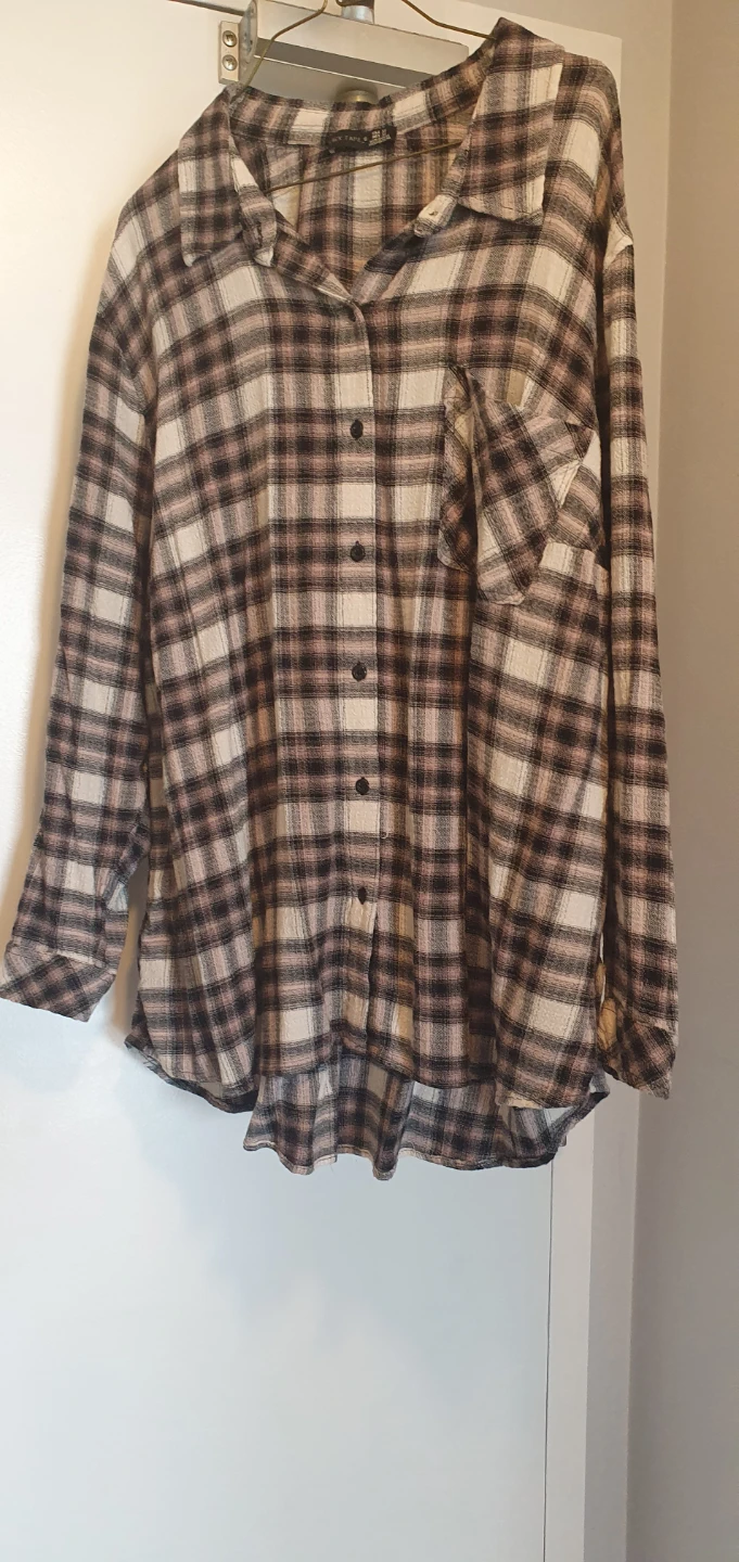 Women's Plaid Flannel Shirt