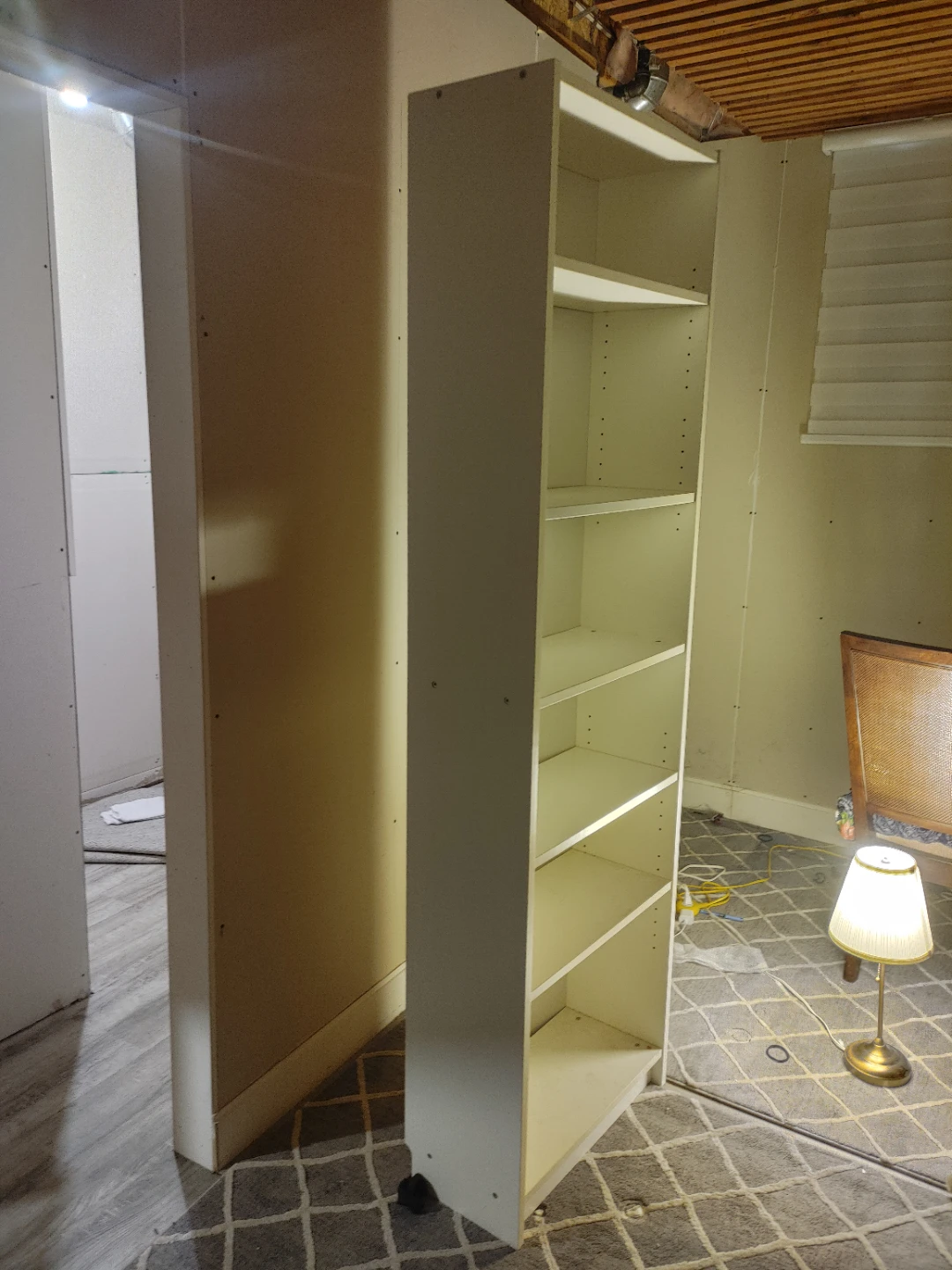 Bookshelf - photo 2