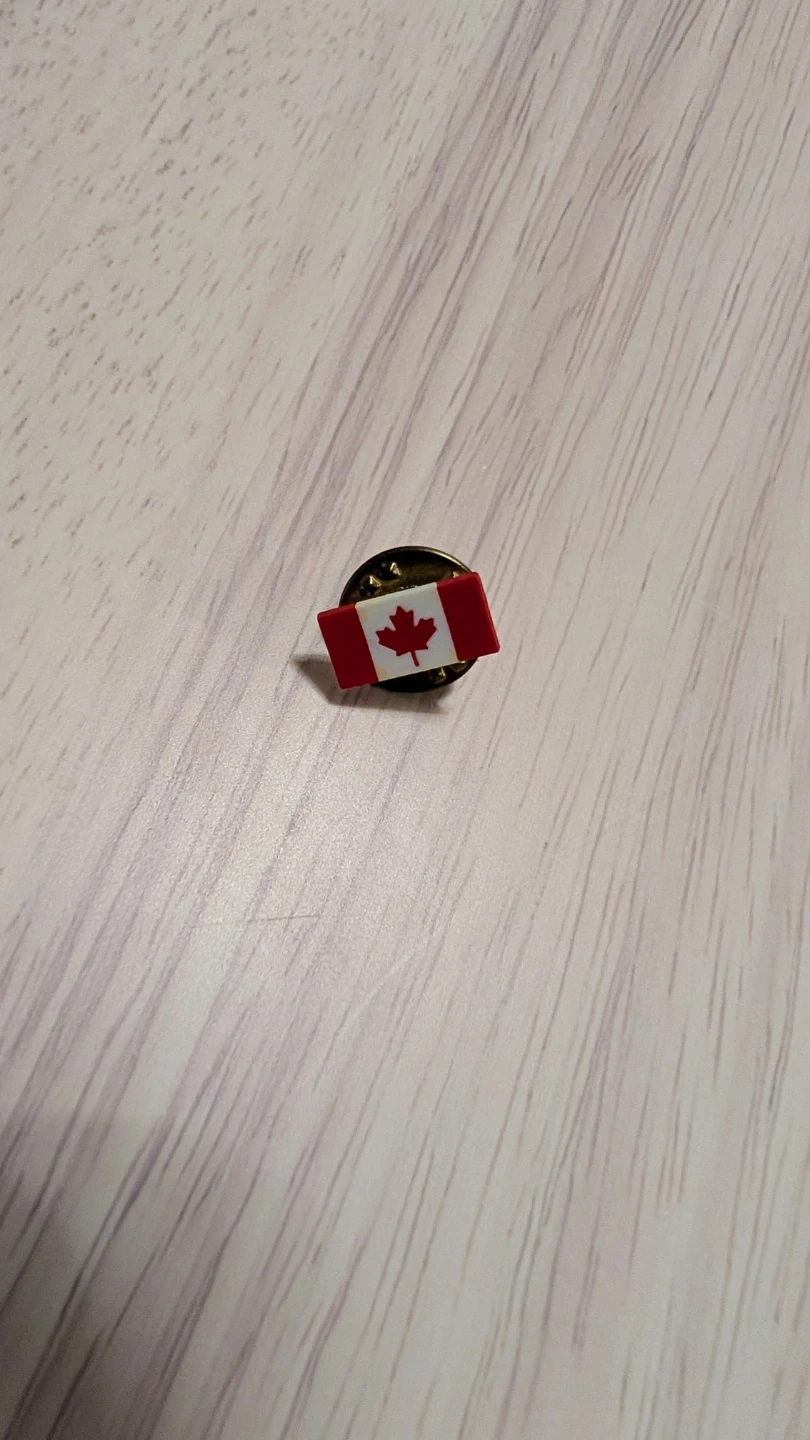 Brand New Canadian Flag Lapel Pin