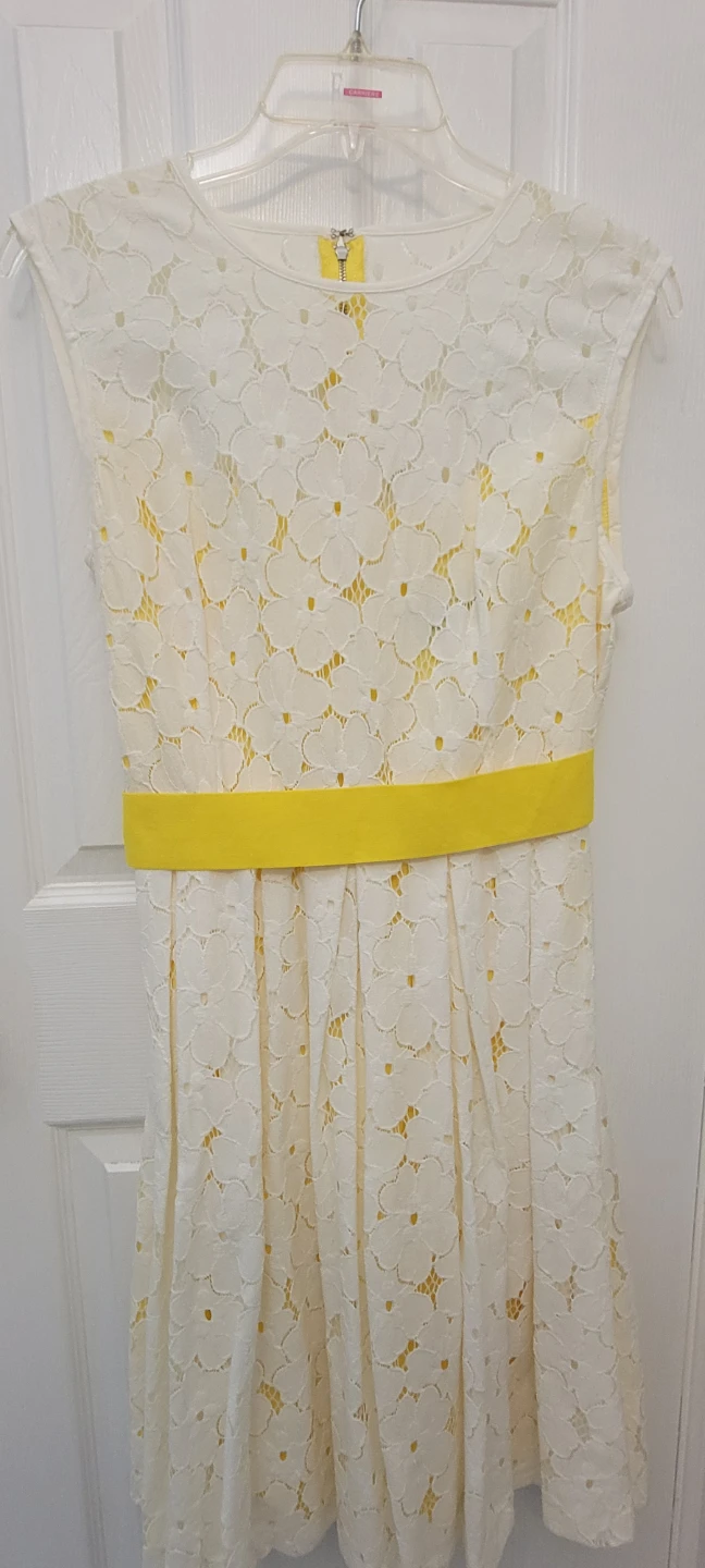 Women's Lace Dress with Yellow Belt