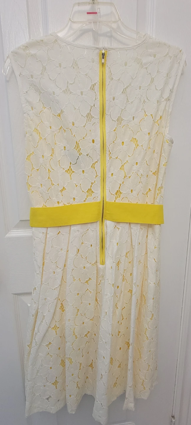 Women's Lace Dress with Yellow Belt - photo 2