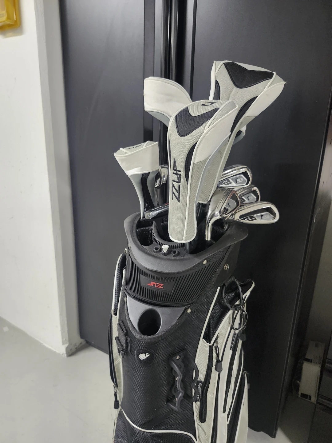 Jazz Golf Club Set with Bag and Headcovers - photo 4