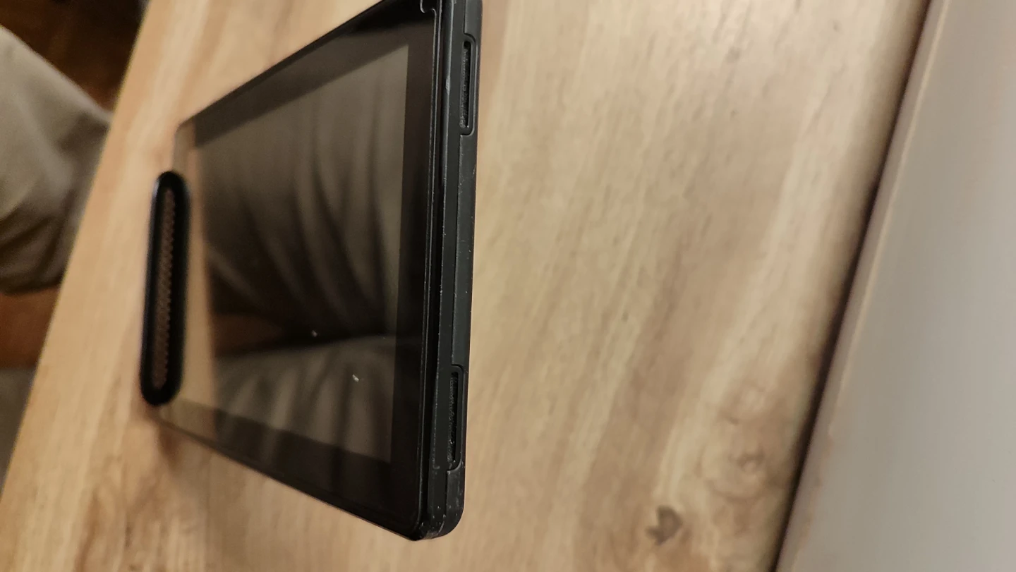 Amazon Kindle E-Reader - photo 5