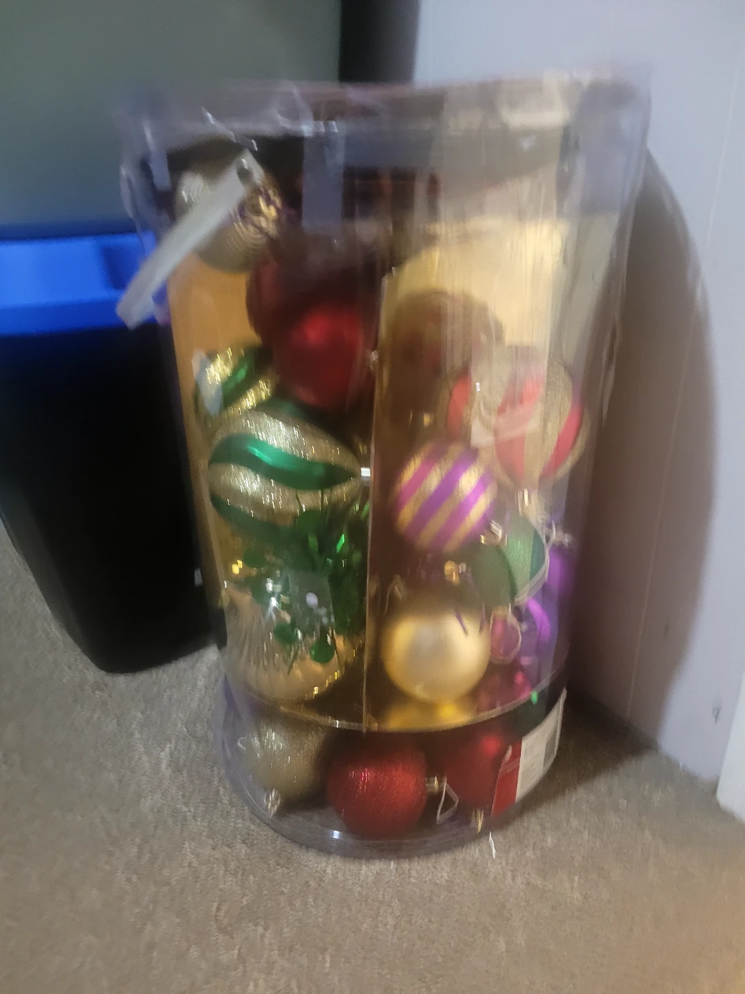 100-Piece Assorted Shatter-Resistant Ornaments
