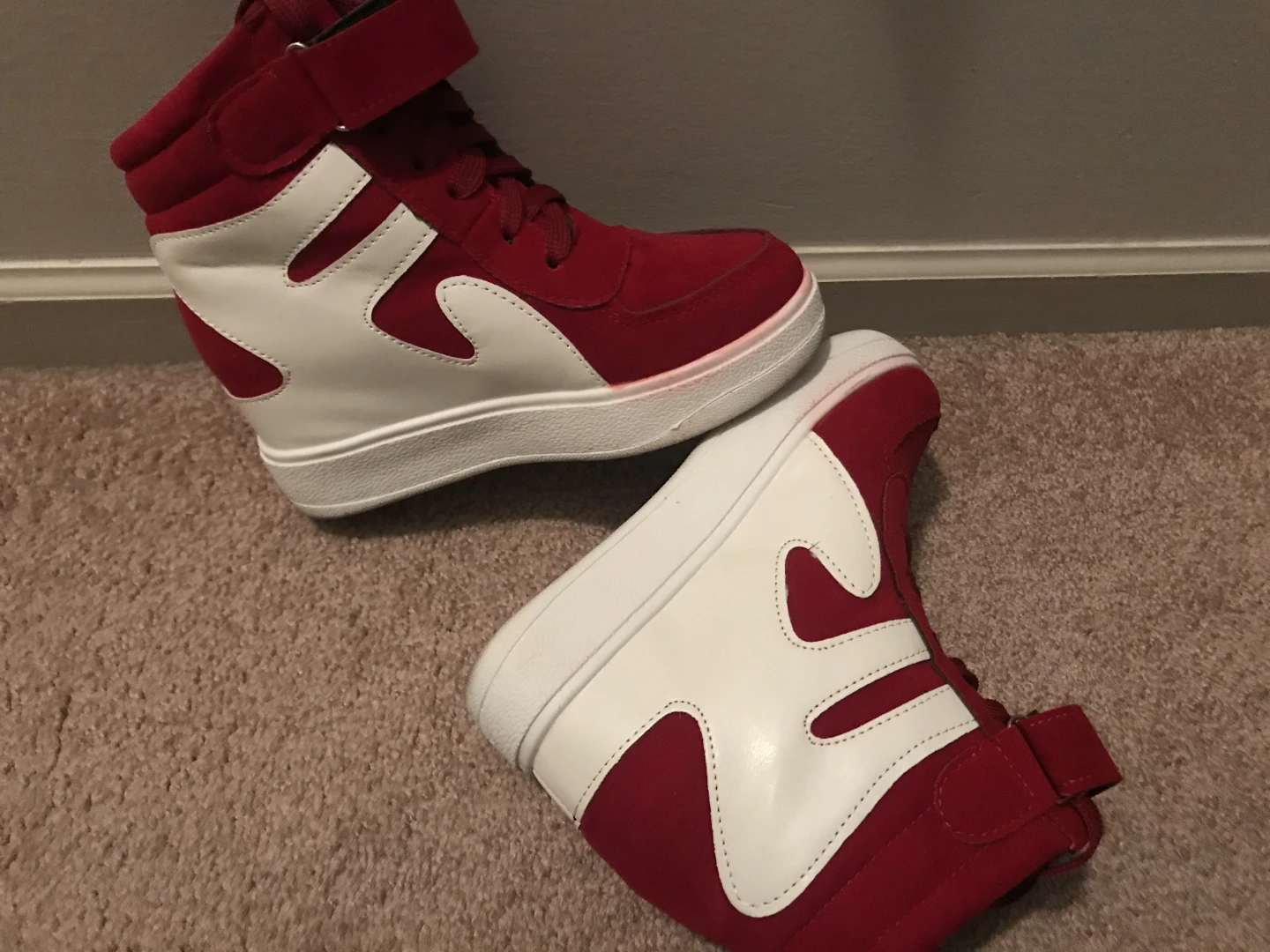 Red and White High Top Wedge Sneakers 🥕 - photo 4