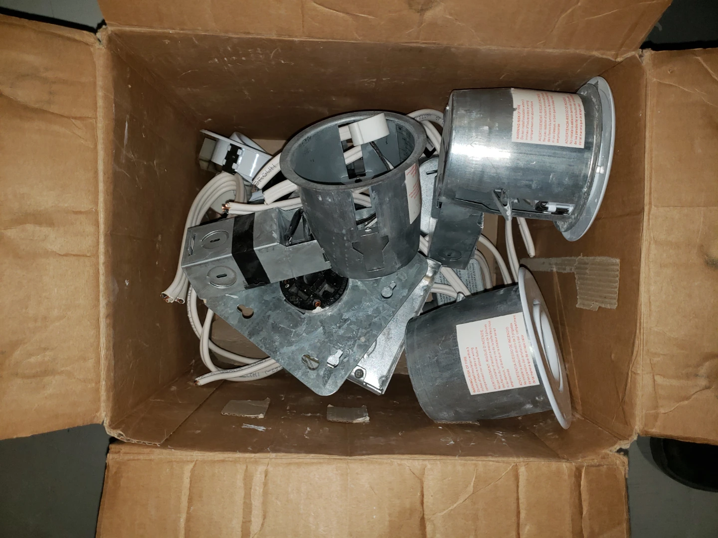 Recessed Can Lights - Lot of 5 - photo 3