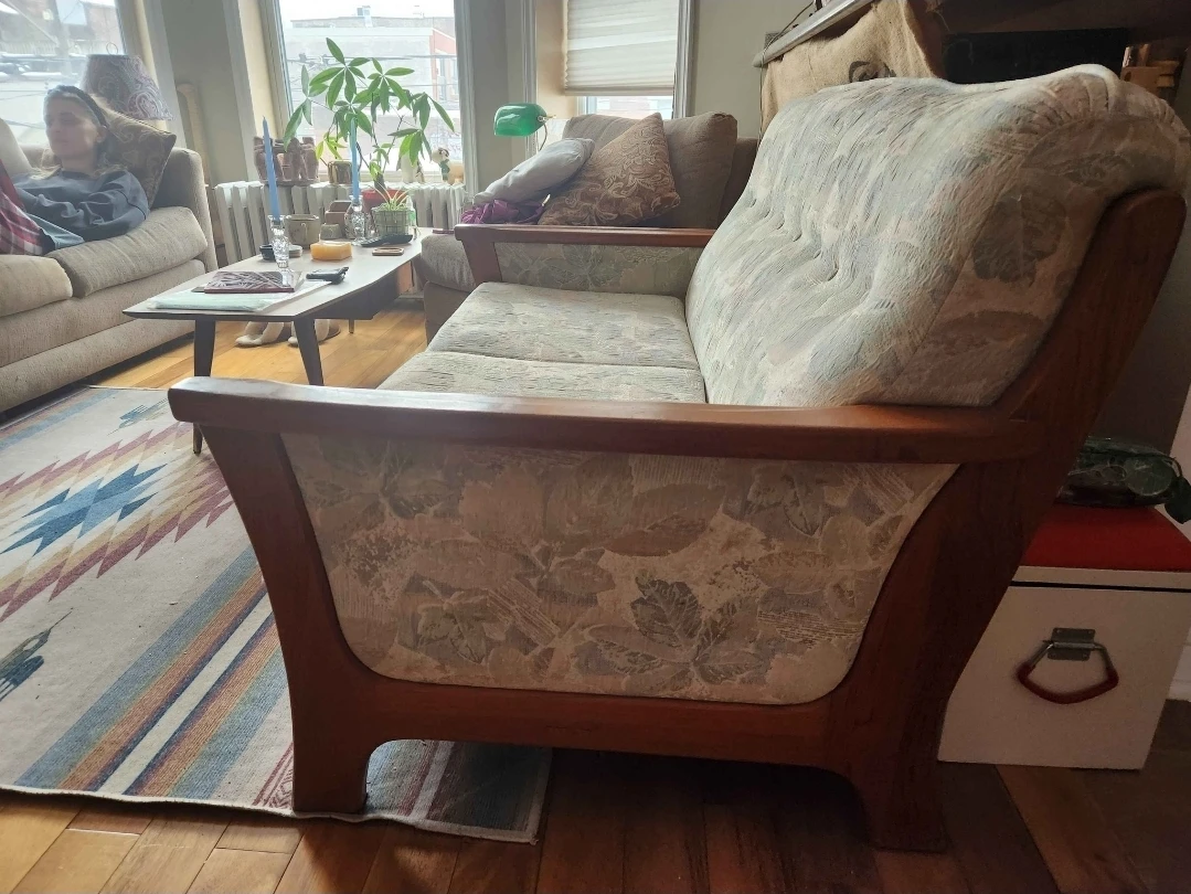 MCM Loveseat - photo 3