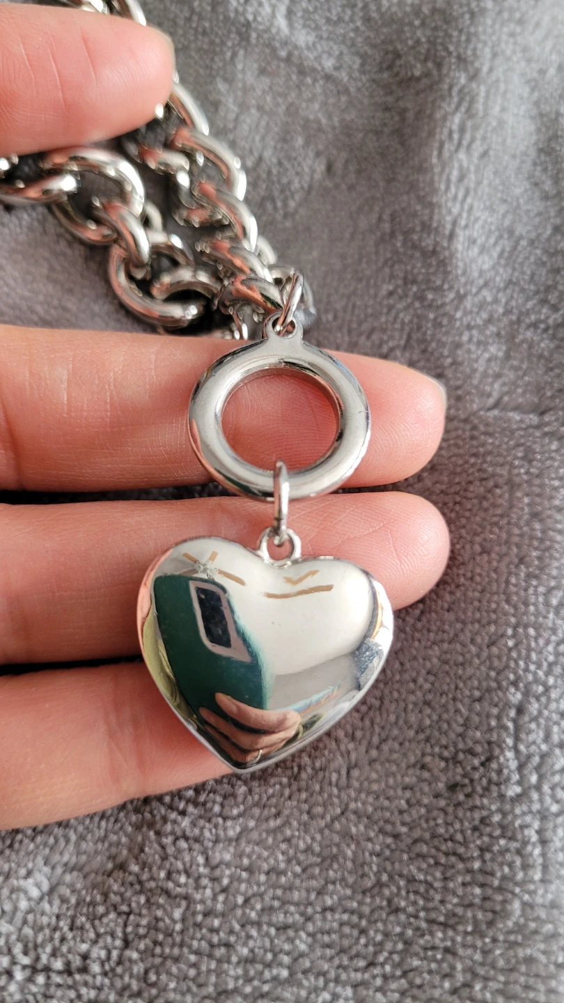 Guess Silver Tone Heart Charm Chain Necklace - photo 4
