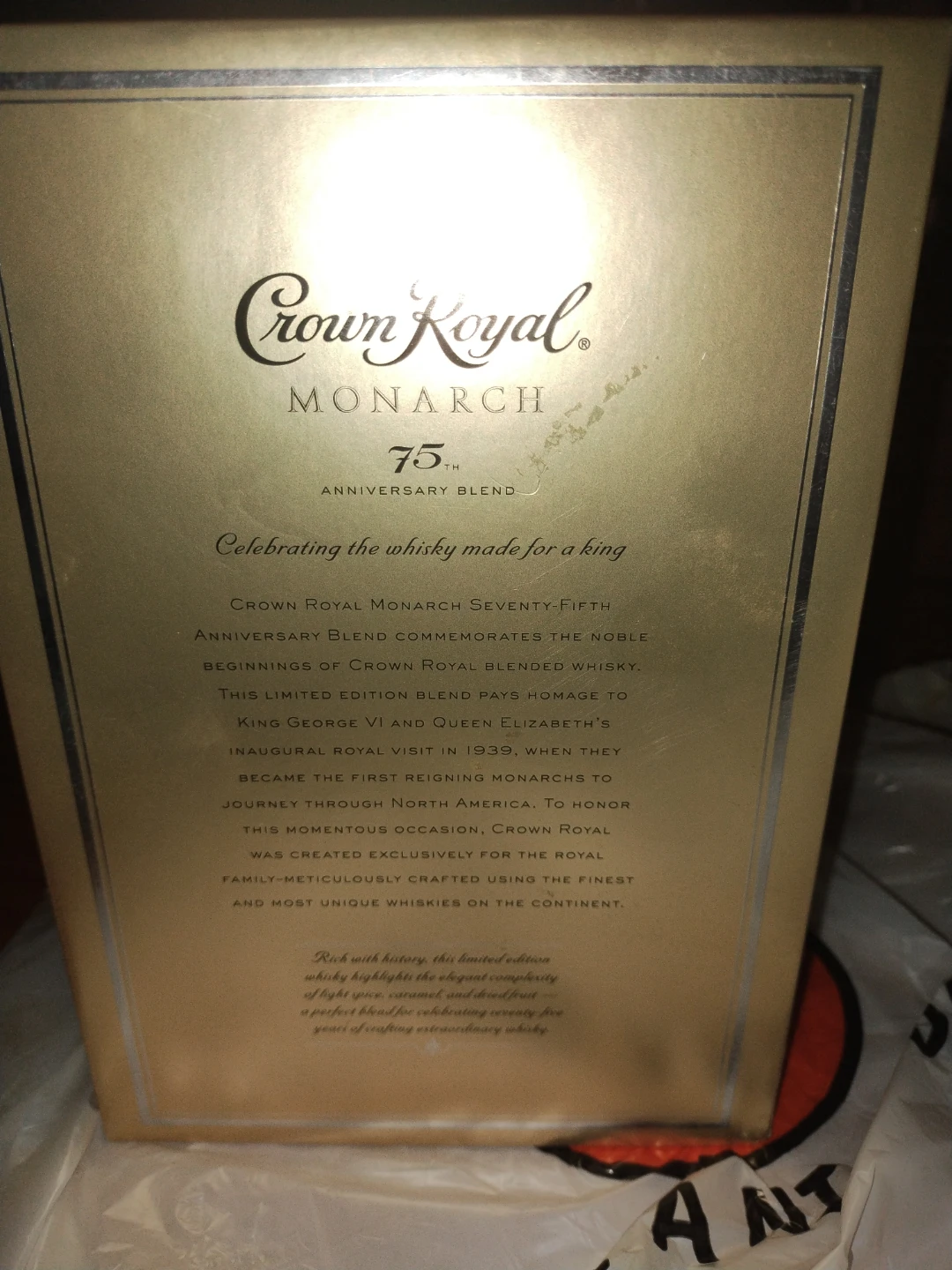 Crown Royal Monarch 75th Anniversary Blend Whisky 750ml - photo 2