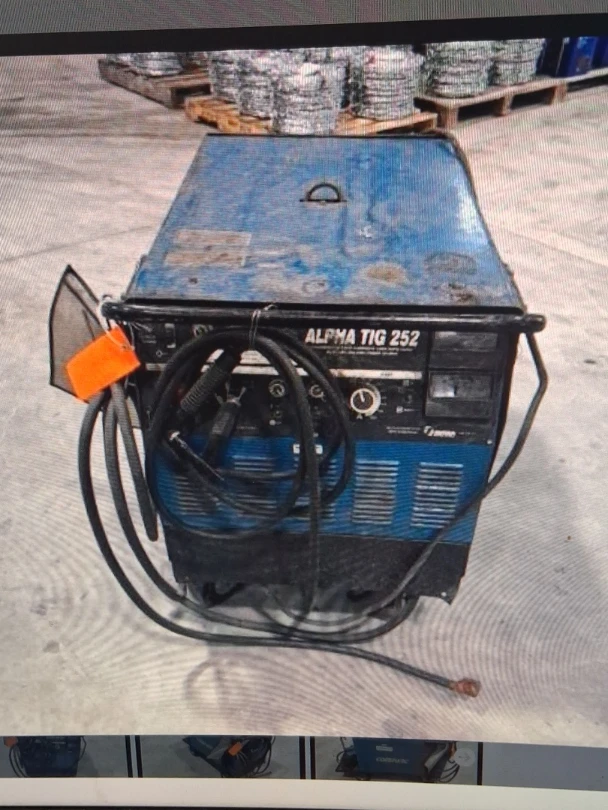 Miller AlphaTIG 252 Welder