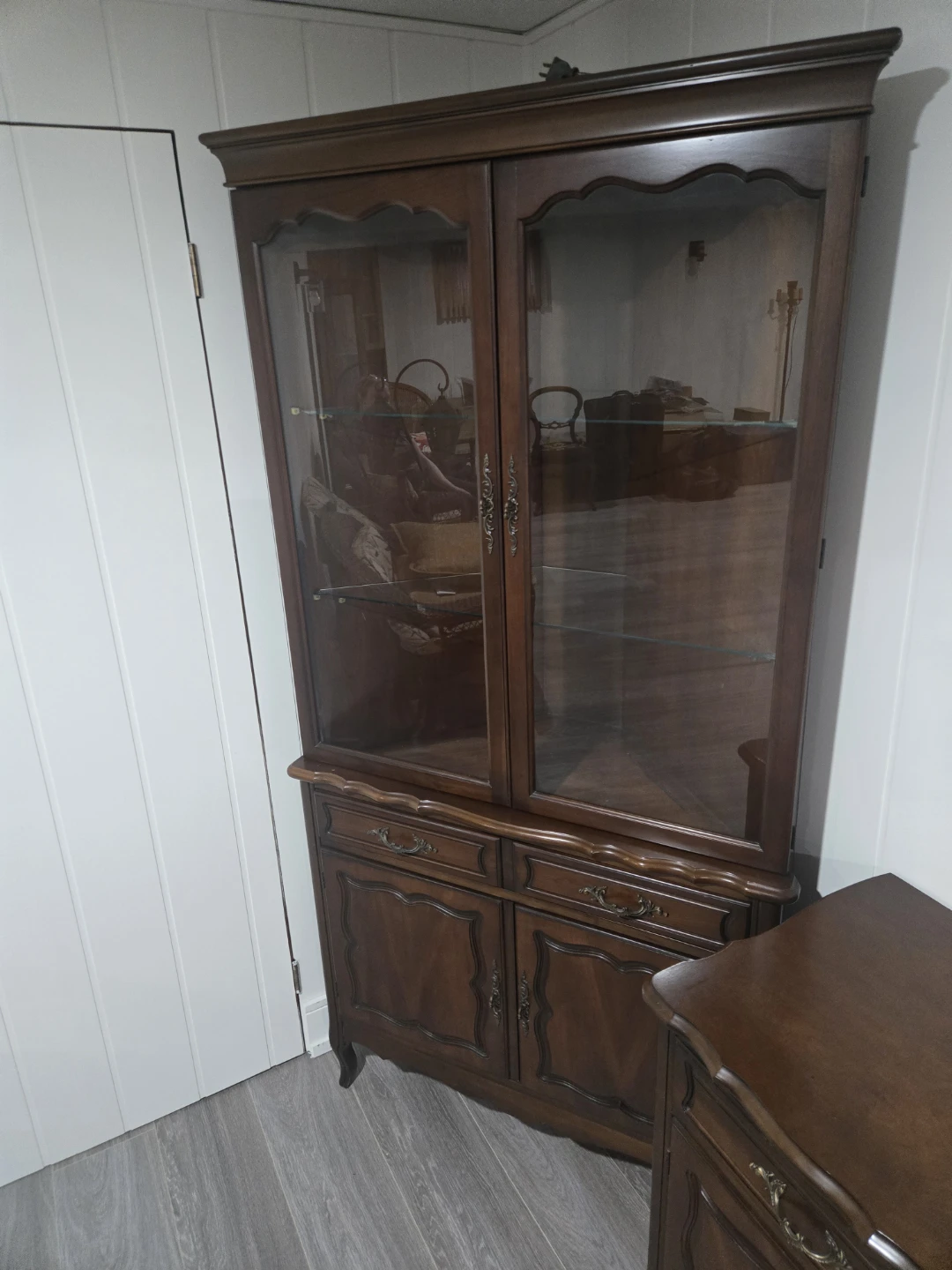 Vintage Wood China Cabinet and Side Table Set. Malcolm Furniture - photo 2