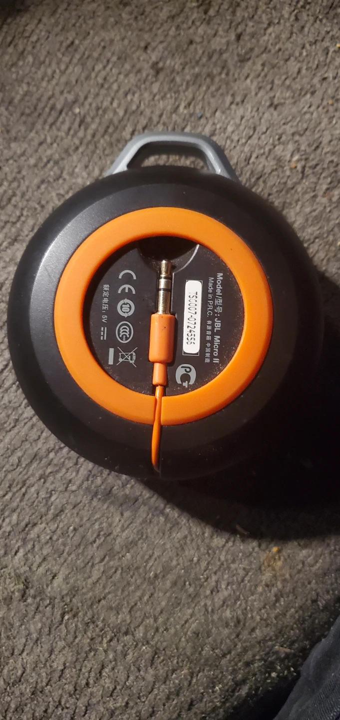 JBL Micro II Portable Speaker - photo 2