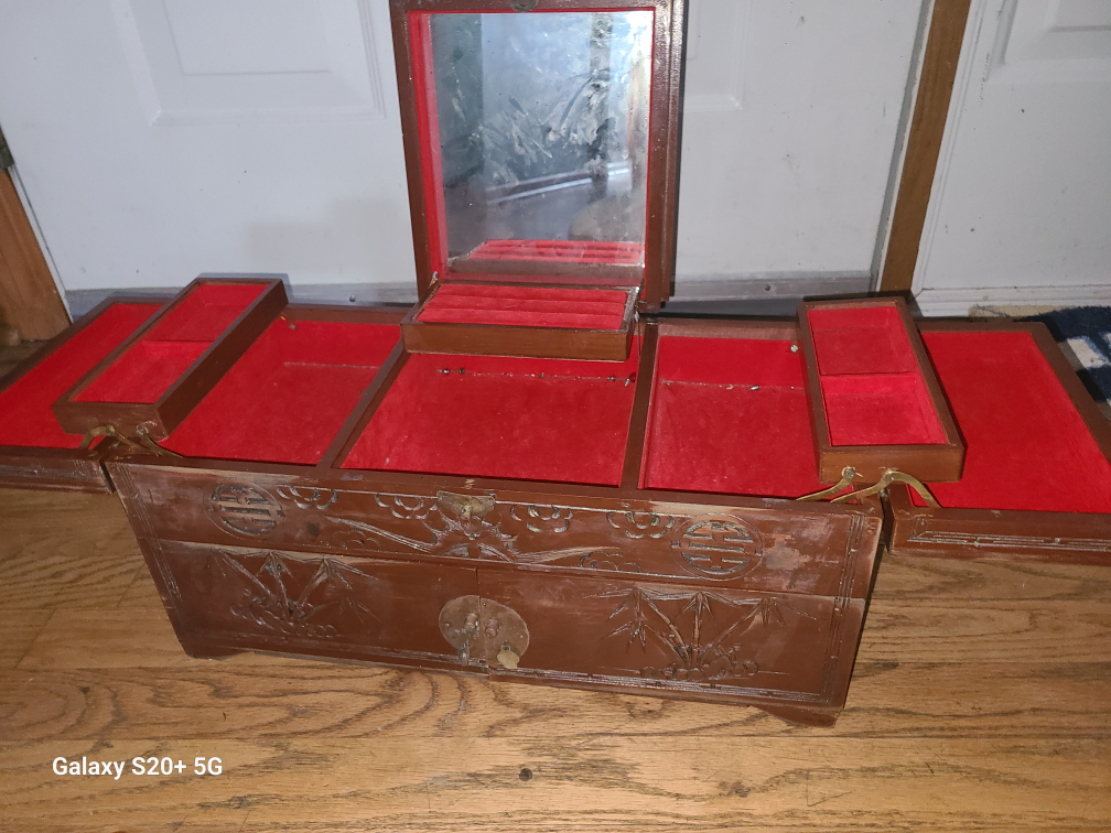 Vintage Carved Wooden Jewelry Box with Mirror - photo 3