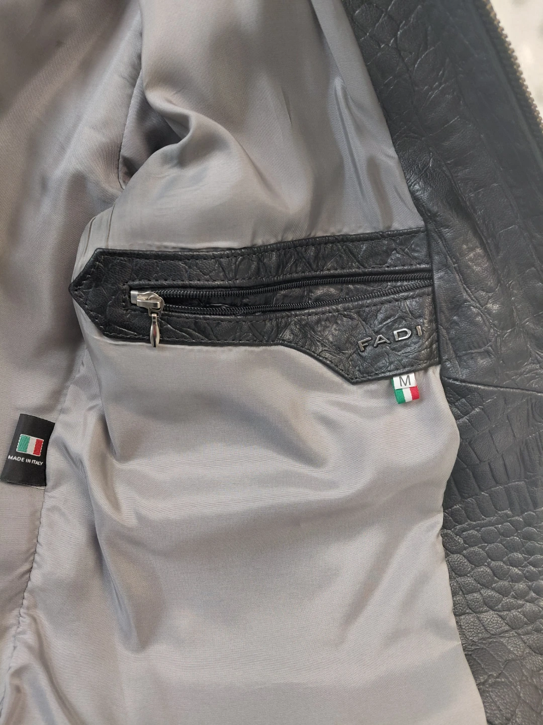 FADI Leather Jacket - Size M - photo 3