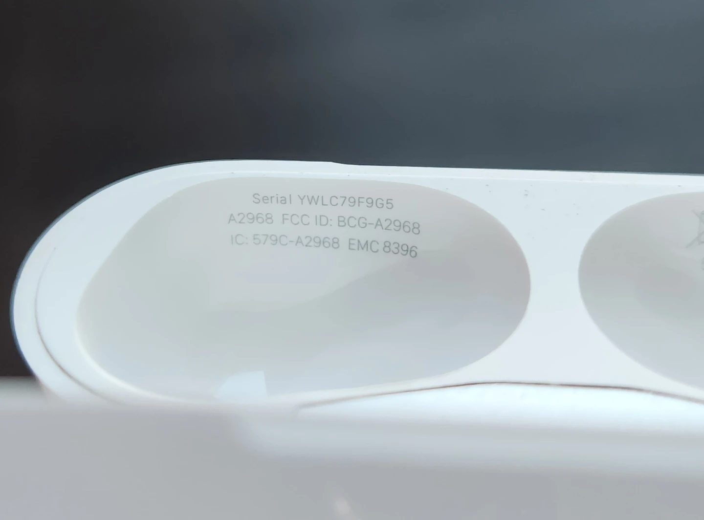AirPods Pro 2 with MagSafe Charging Case (USB-C) - photo 5