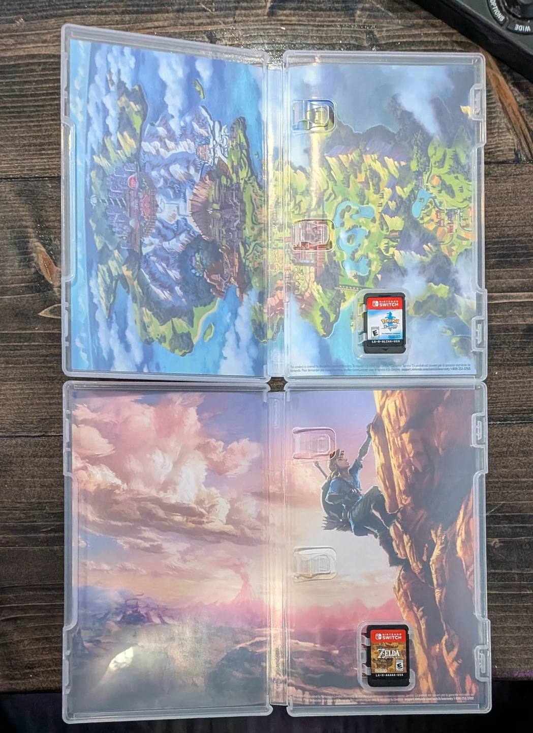 Nintendo Switch Games - Legend of Zelda & Pokémon Sword - photo 2