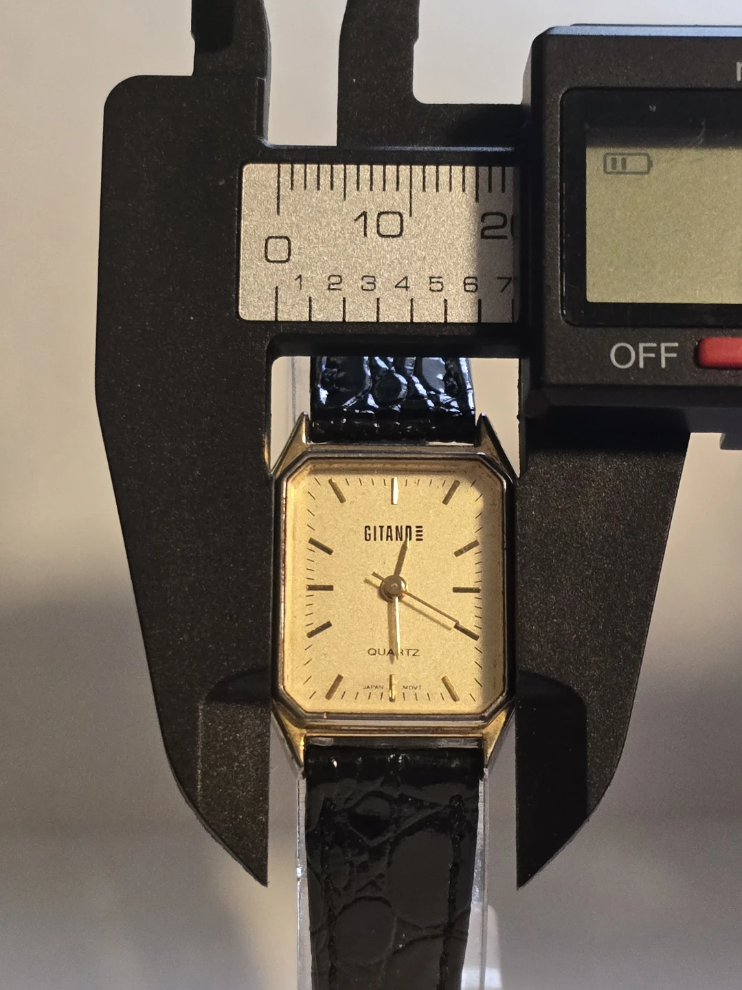 Women's Gitano Quartz Tank Watch - photo 5