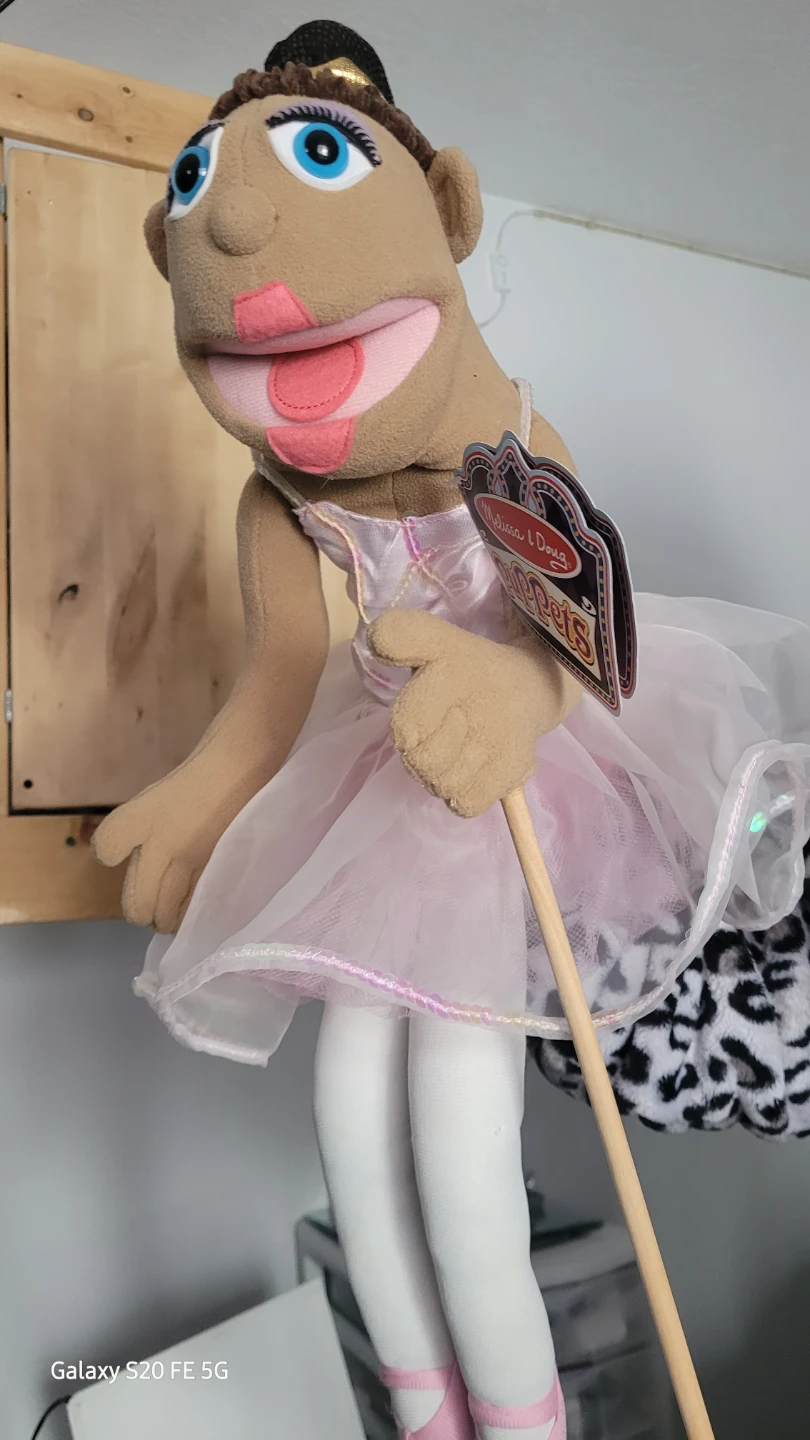 Melissa & Doug Ballerina Puppet🥕