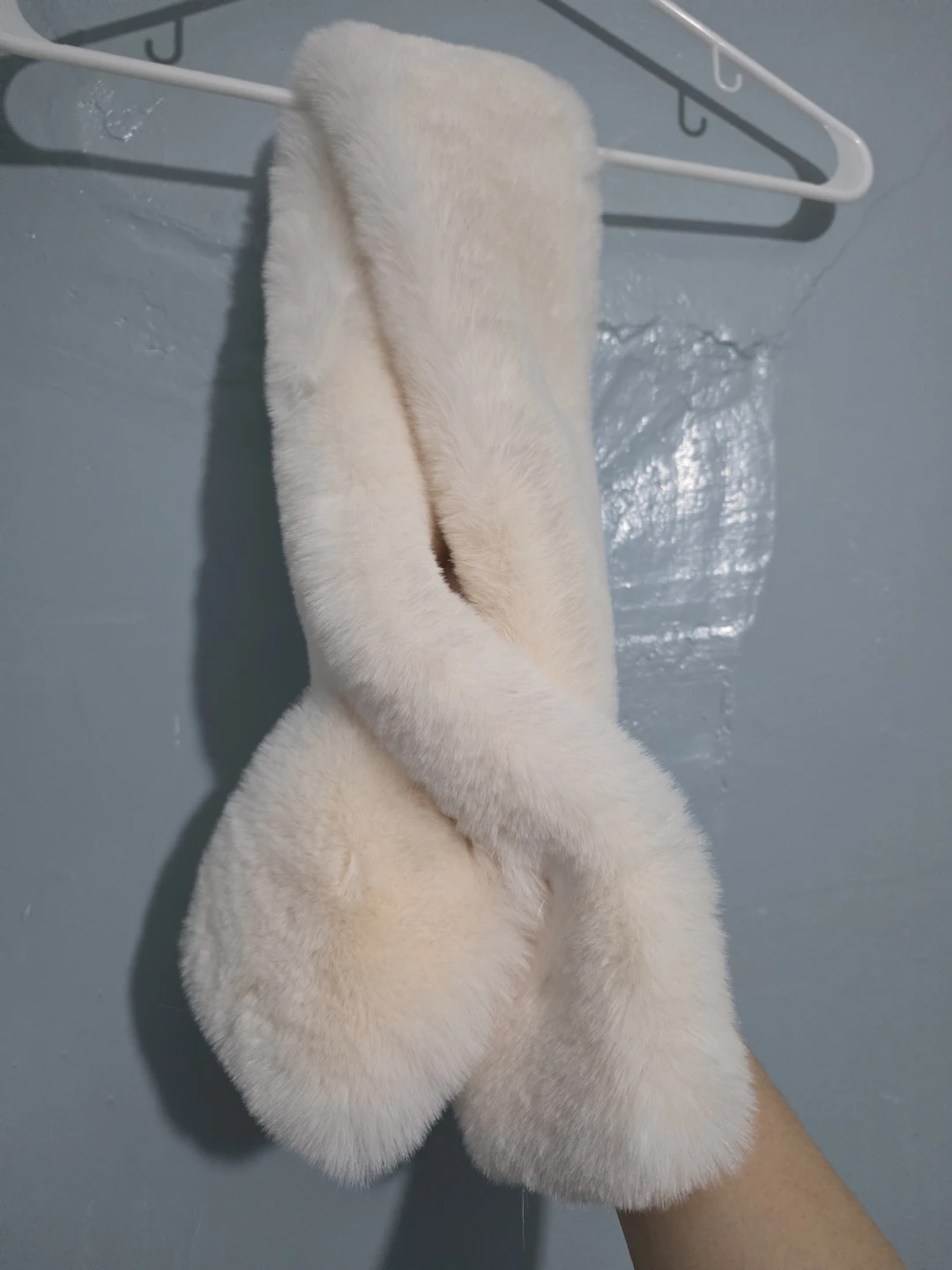 Cream Faux Fur Scarf - photo 3