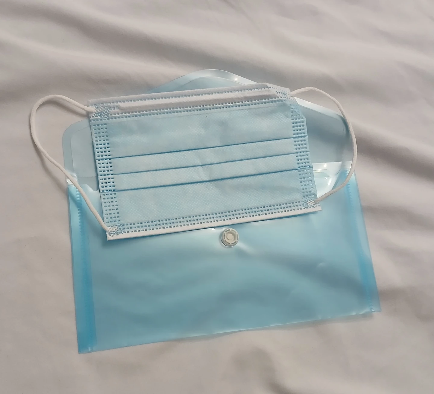Facial Mask Storage Kit - 2 pieces plus 1 mask