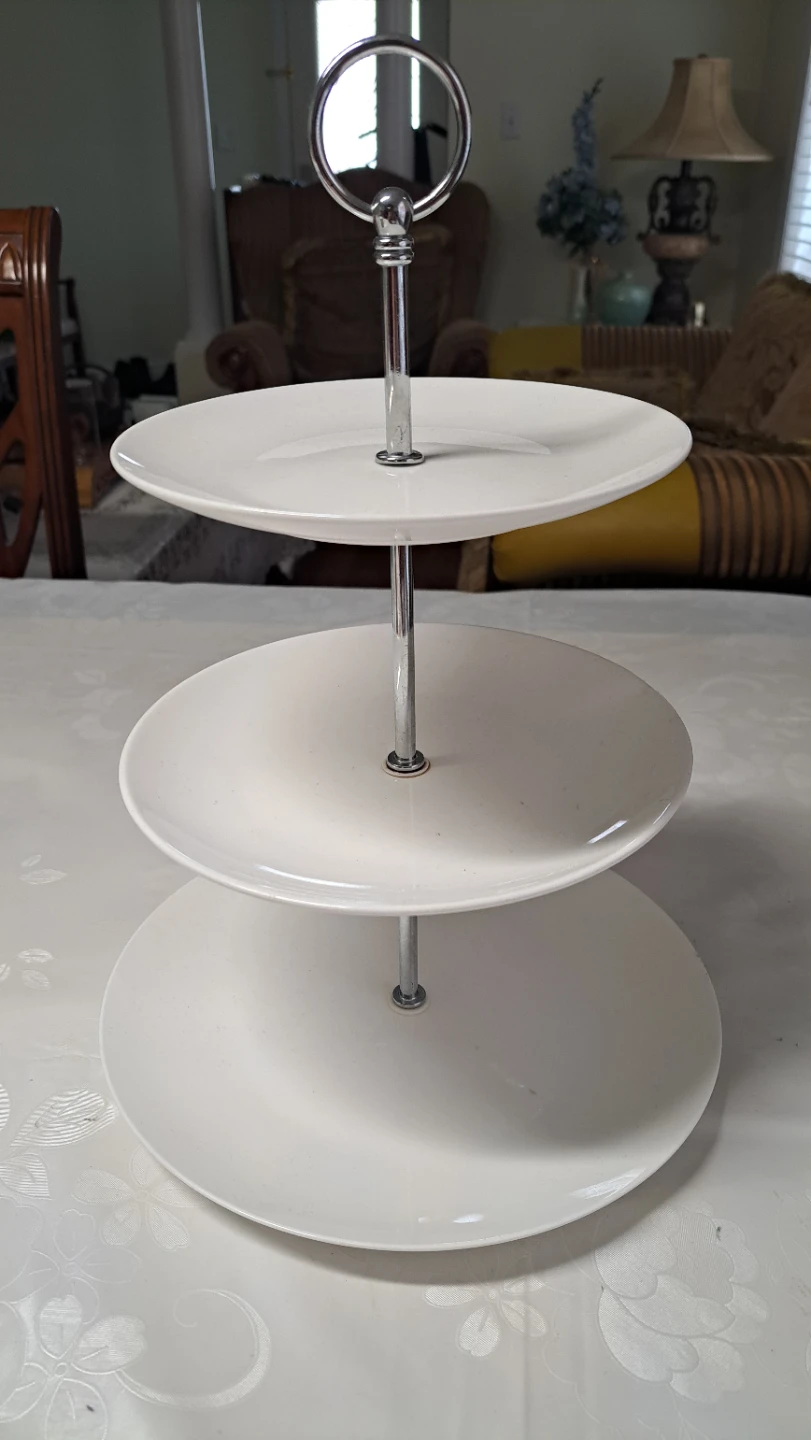 Maxwell & Williams Cashmere 3-Tier Dessert Stand