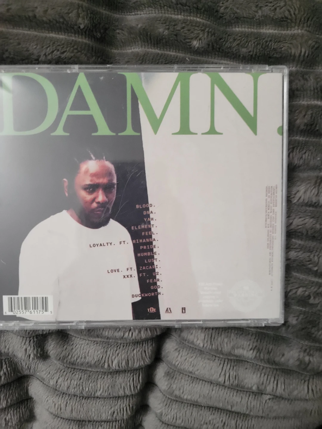 Kendrick Lamar DAMN. CD - photo 2