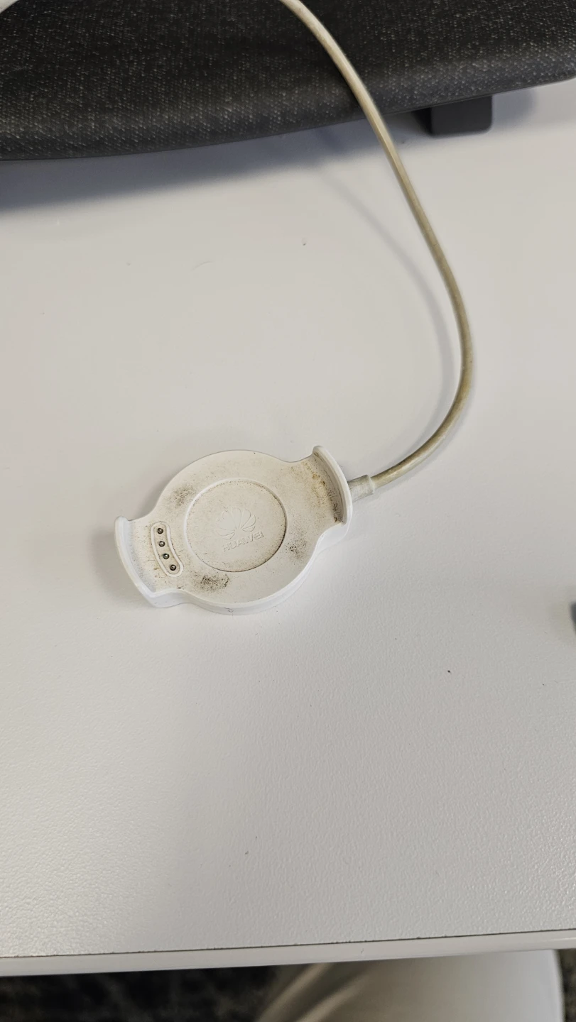 Huawei Smartwatch with Charger - photo 2