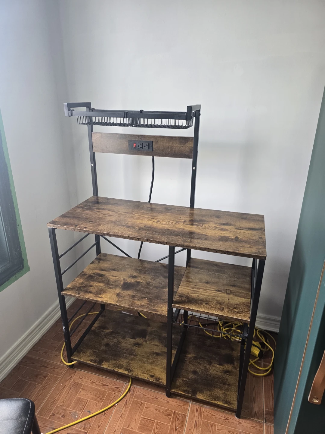Kitchen storage