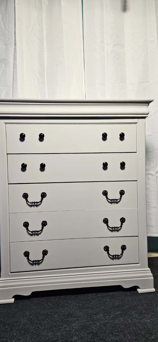 Grey 5-Drawer Dresser with Black Hardware - photo 2