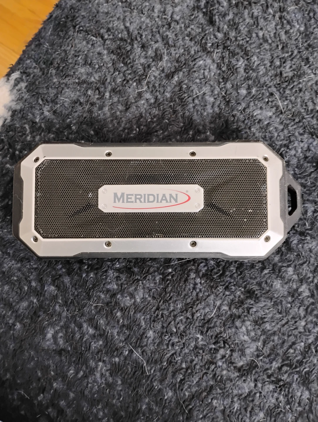 Portable speaker - photo 3