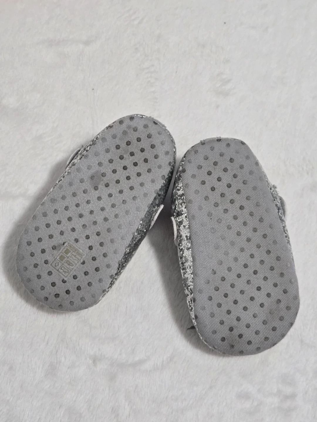 Toddler Silver Glitter Mary Jane Shoes Size 13 - photo 3