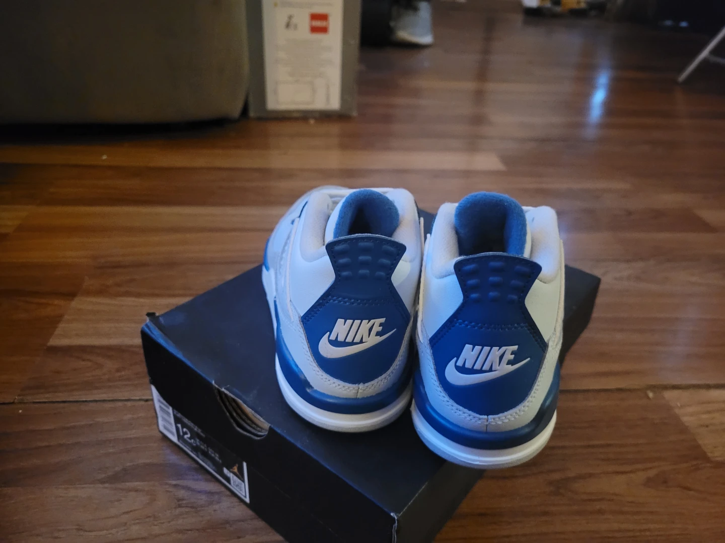 Children's Nike Air Jordan 4 White/Blue - photo 4