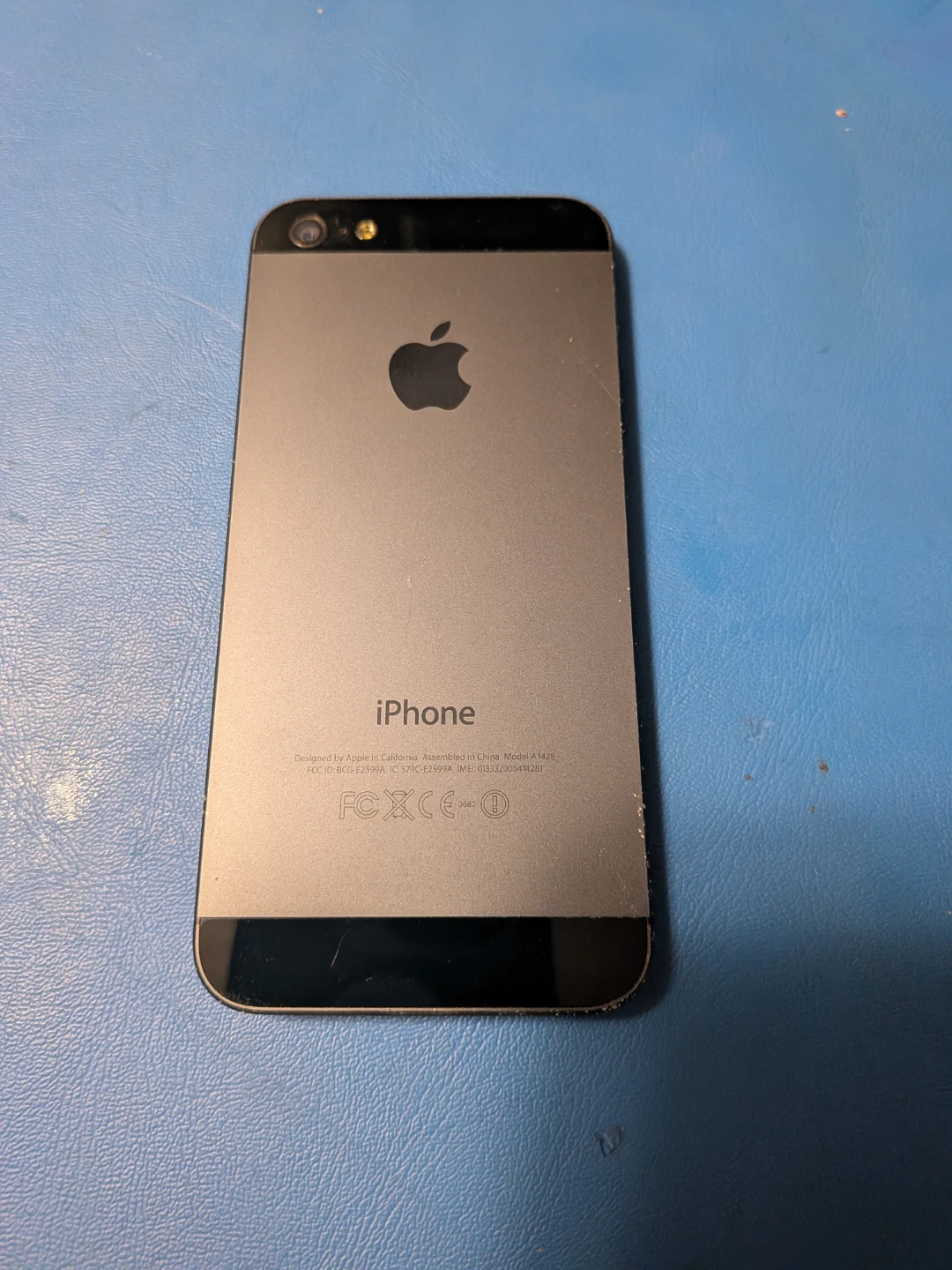 iPhone 5 on iOS 9.2, new battery - photo 3