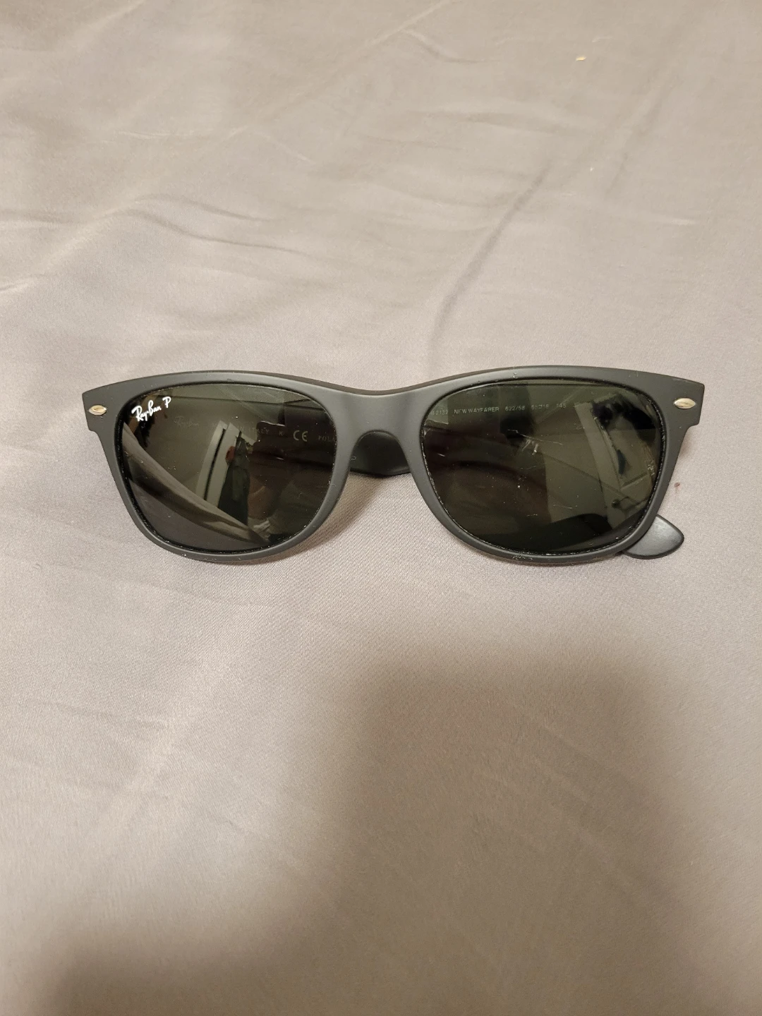 Ray-Ban RB4175 Polarized New Wayfarer Sunglasses - Black 🥕