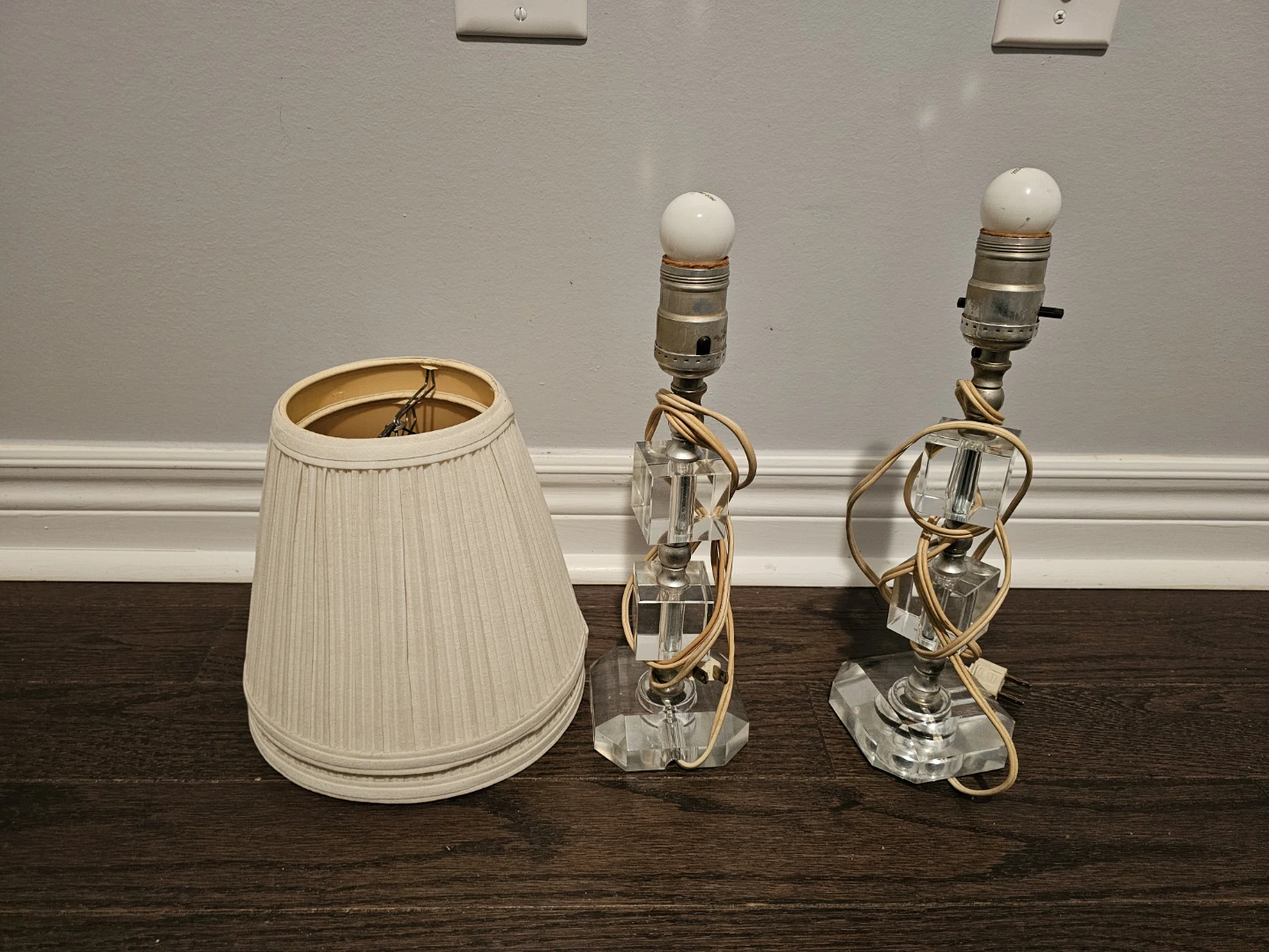 Pair of Crystal Accent Lamps with Pleated Shades - photo 5