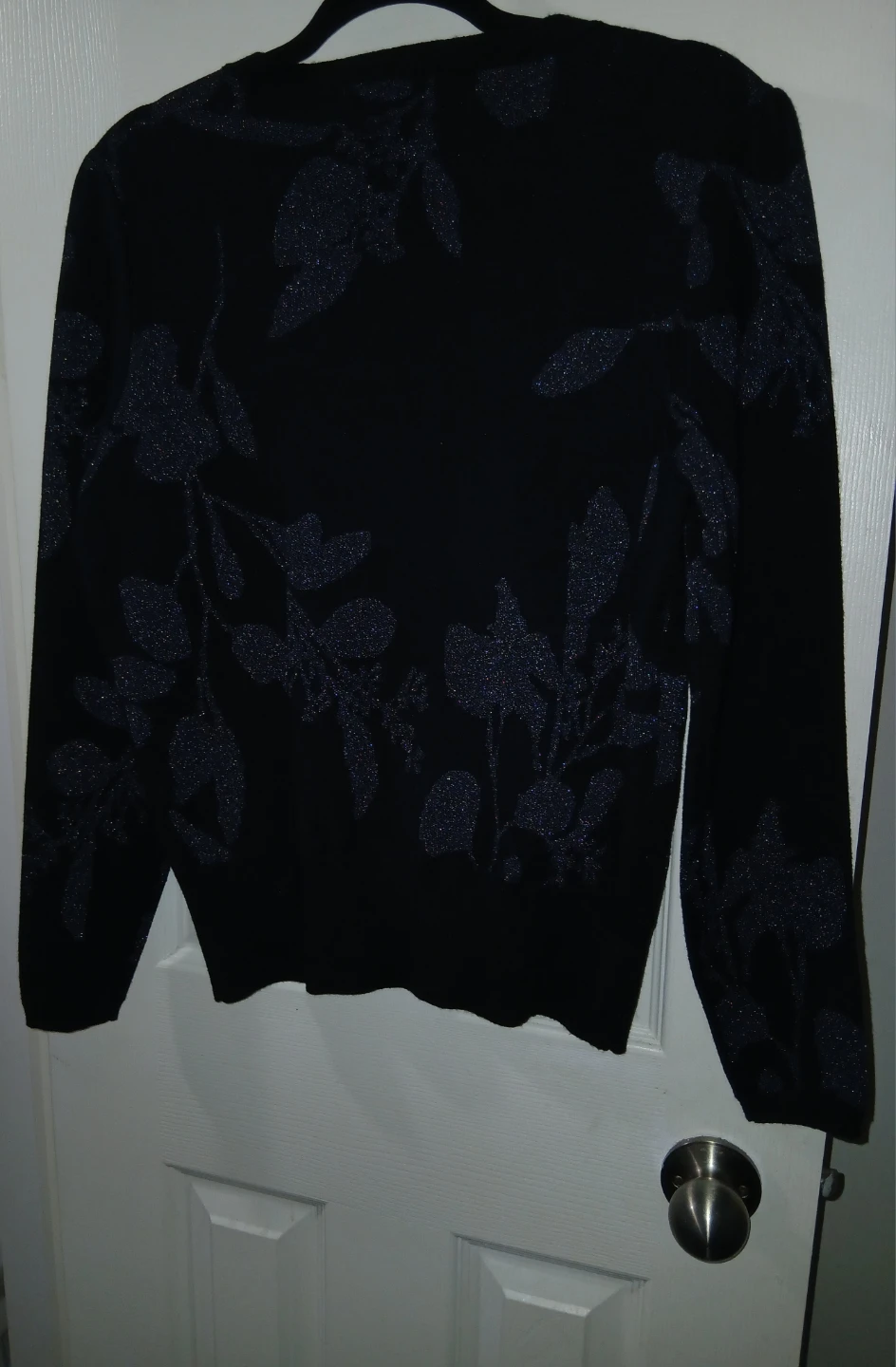 Suzy Shier Black Floral Sparkle Sweater - Medium - photo 2