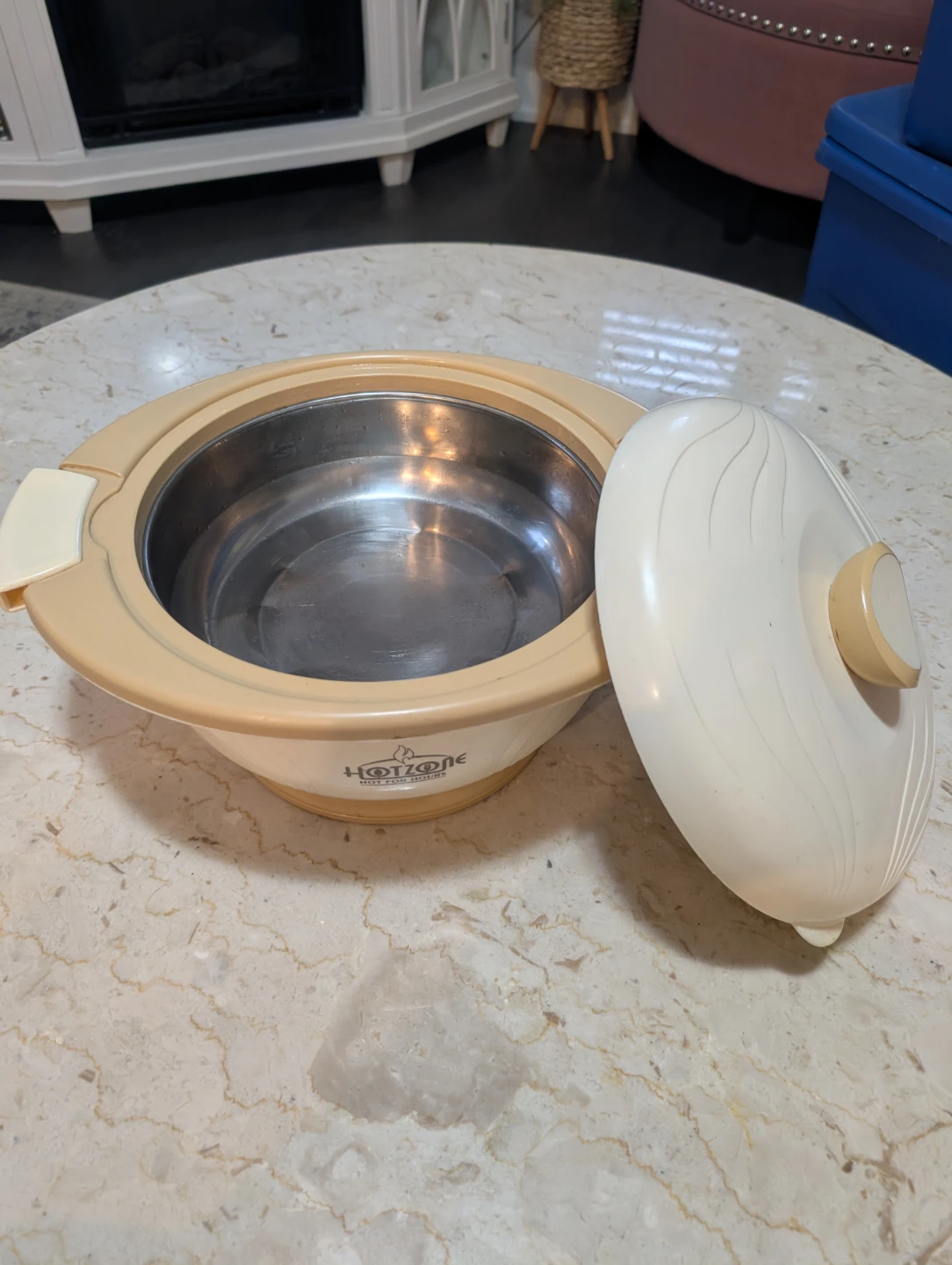 Hotpot Insulated Food Server with Lid - photo 2