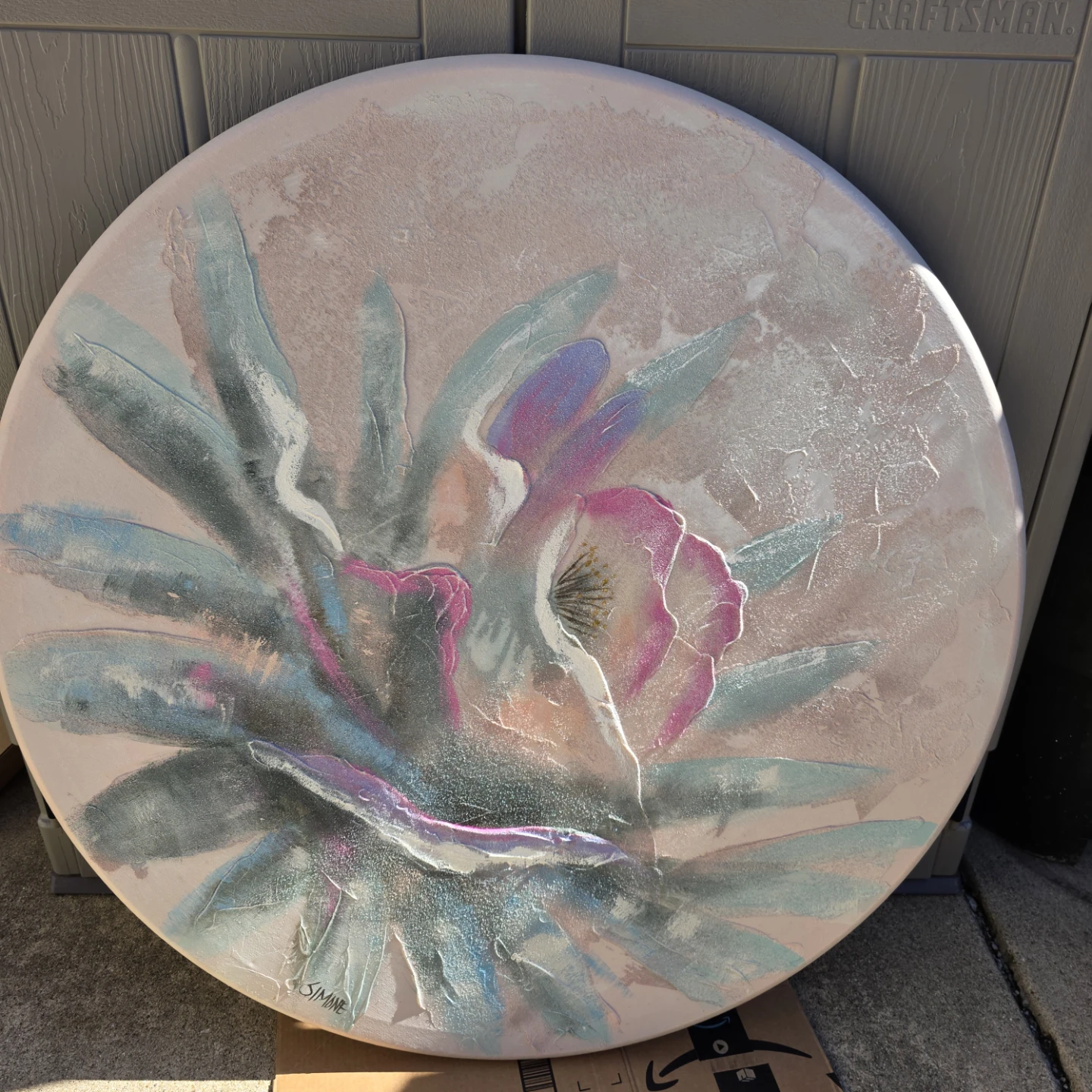 Round SparklingTextured Floral Wall Art 43"