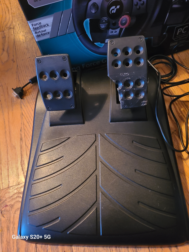 Logitech Driving Force GT Racing Wheel & Pedals for PS3 - photo 2