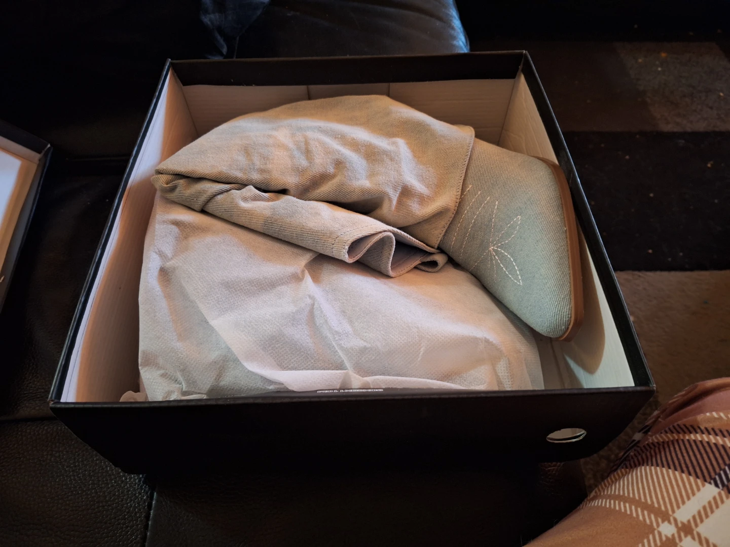 BRAND NEW SIZE 8 FOOTWARE. $20 EACH PAIR.