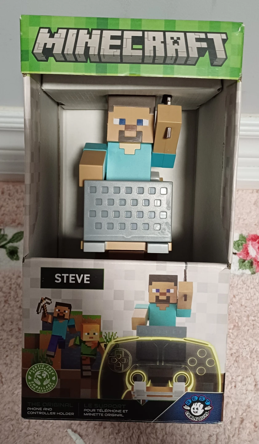 Minecraft Steve Phone and Controller Holder