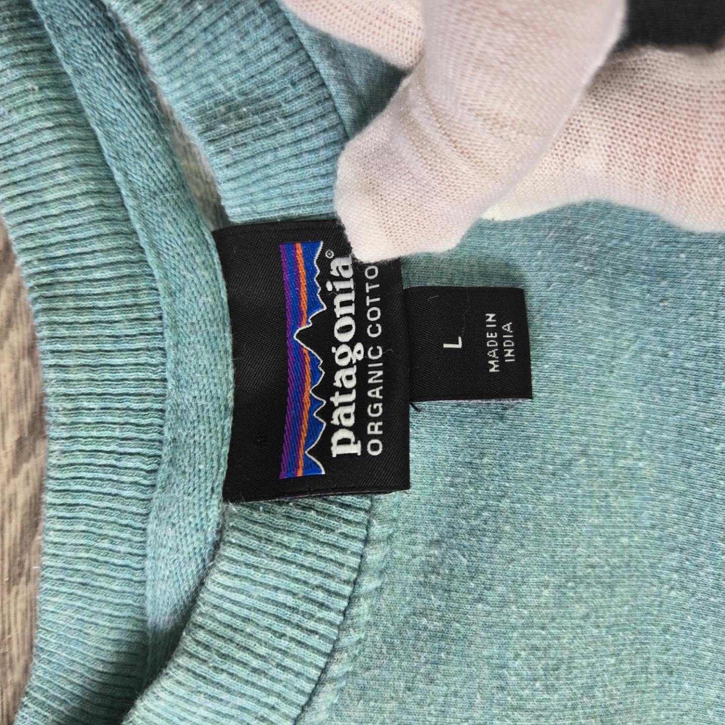 Green Patagonia sweater - photo 5